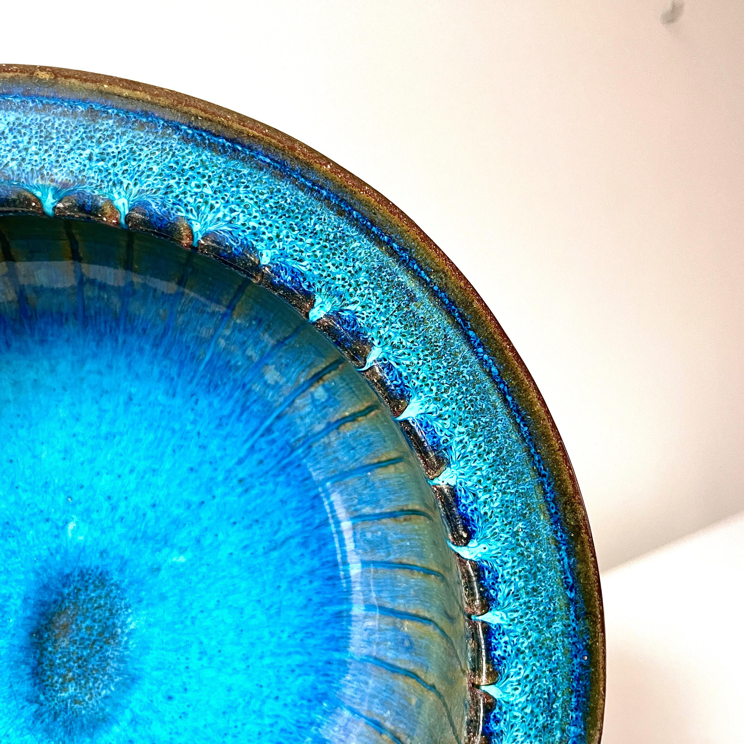 Swedish Unique stoneware bowl ‘Farsta’ series by Wilhelm Kåge, Scandinavian Modern For Sale