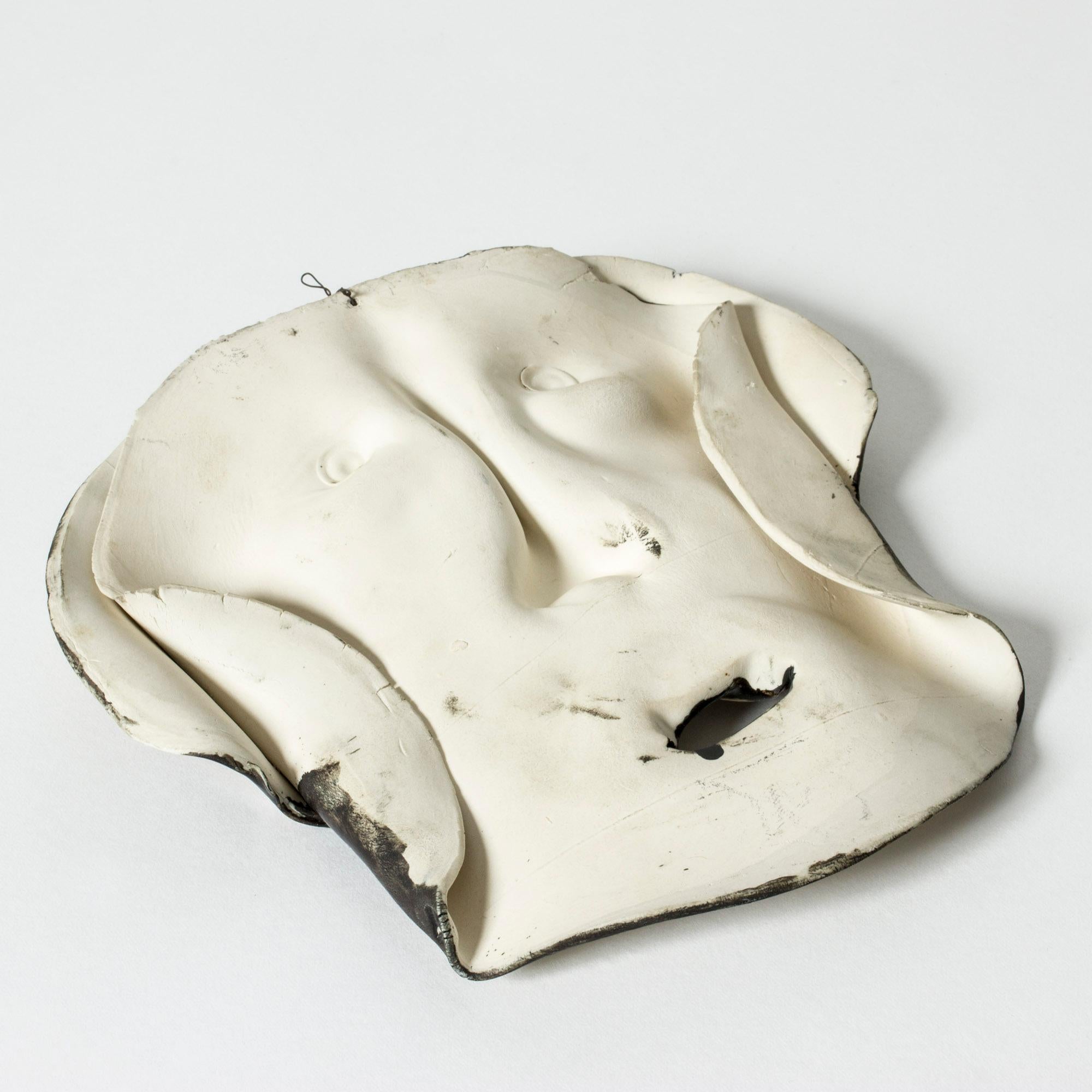 Mid-20th Century Unique Stoneware Mask by Bengt Berglund, Gustavsberg, Sweden, 1960s