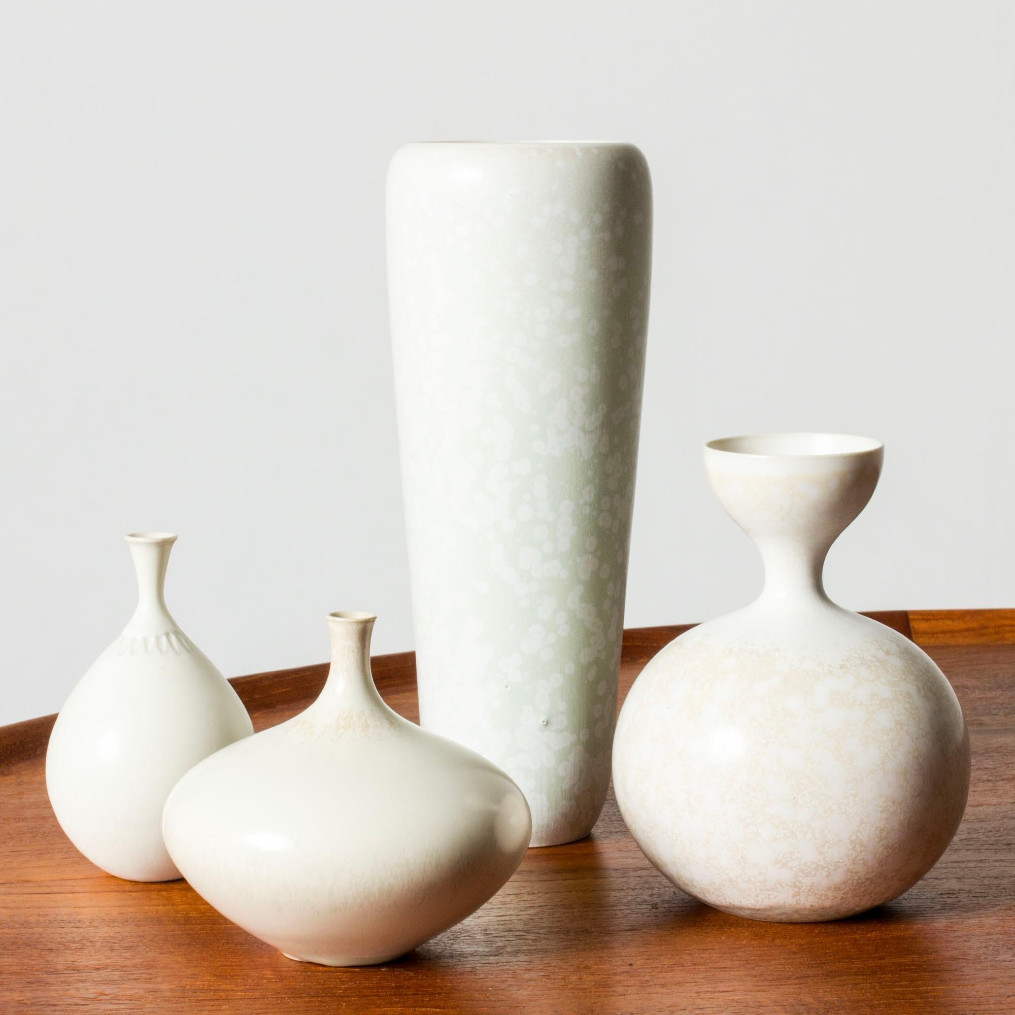 Metà XX secolo Vaso unico in gres di Carl-Harry Stålhane, Rörstrand, Svezia, anni '50 in vendita