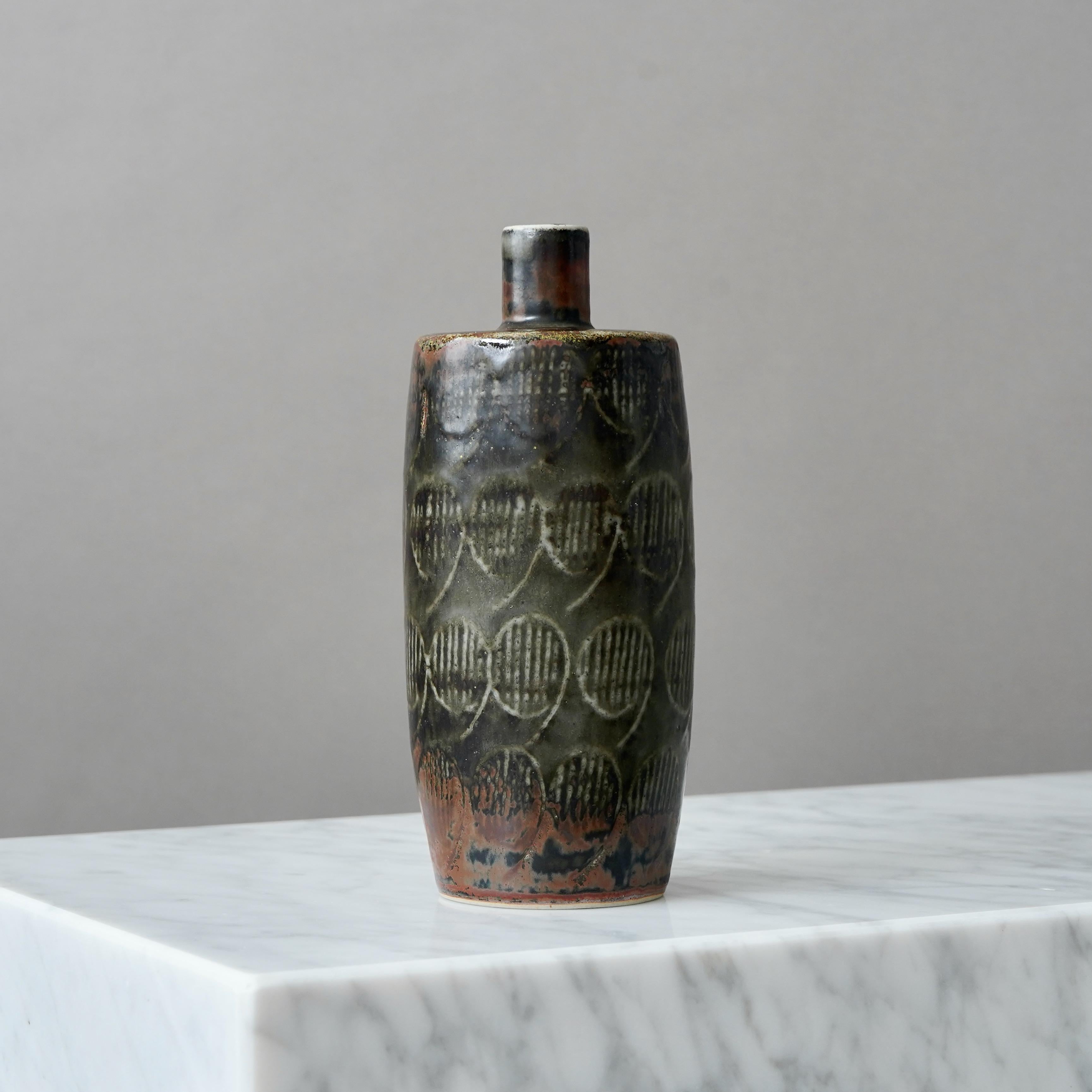 Vaso unico in gres di Carl-Harry Stalhane, Rorstrand, Svezia, anni '60 in vendita 2