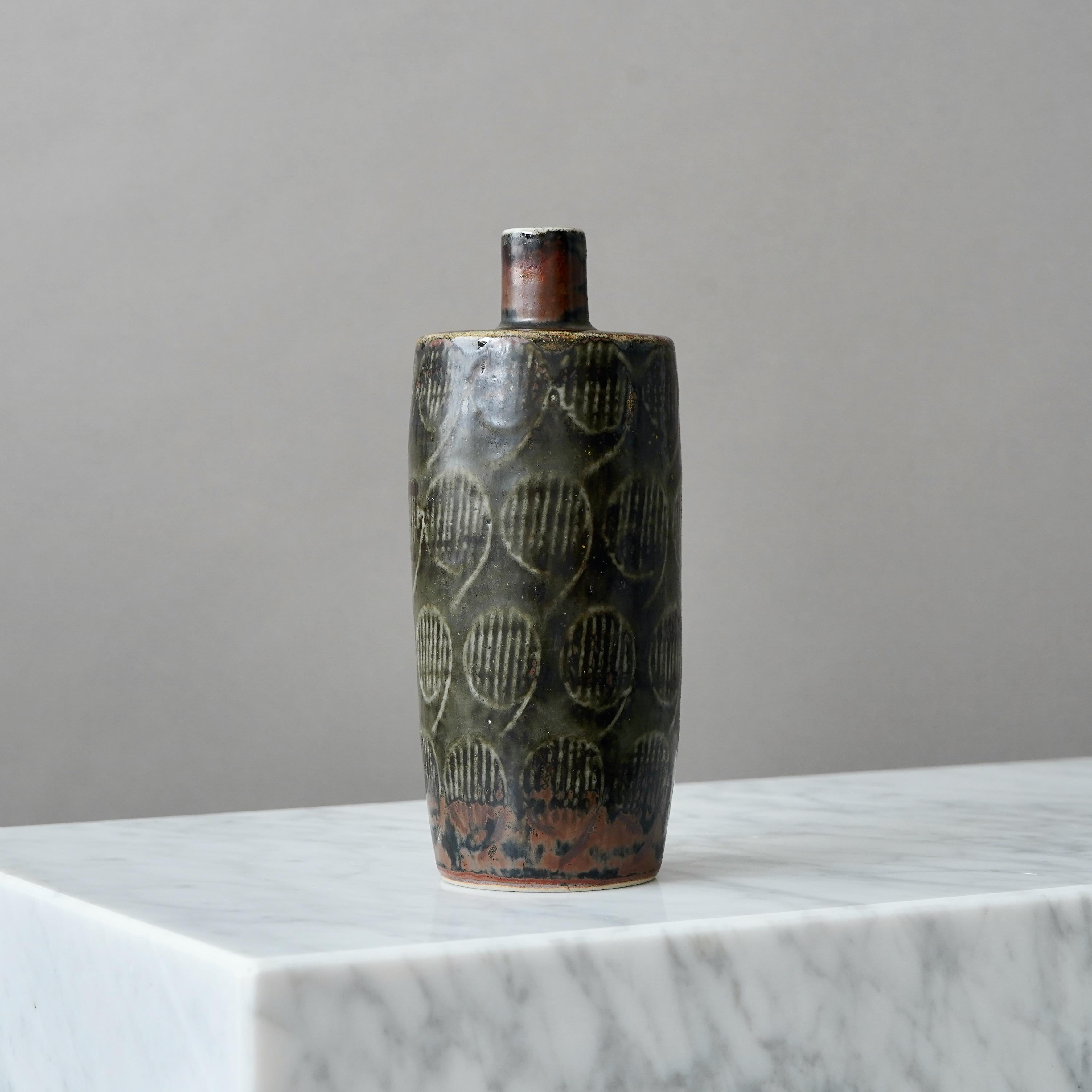Vaso unico in gres di Carl-Harry Stalhane, Rorstrand, Svezia, anni '60 in vendita 3