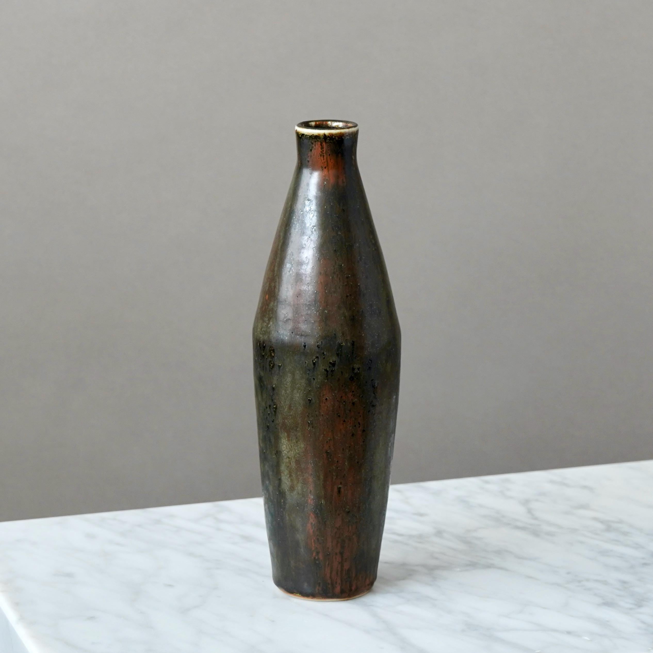 Mid-Century moderno Vaso unico in gres di Carl-Harry Stalhane, Rorstrand, Svezia, anni '60 in vendita