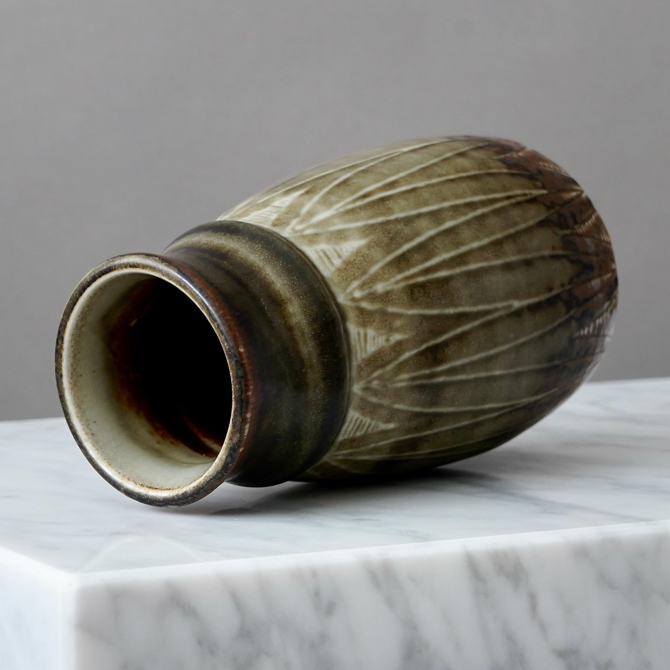 Svedese Vaso unico in gres di Carl-Harry Stalhane, Rorstrand, Svezia, anni '60 in vendita