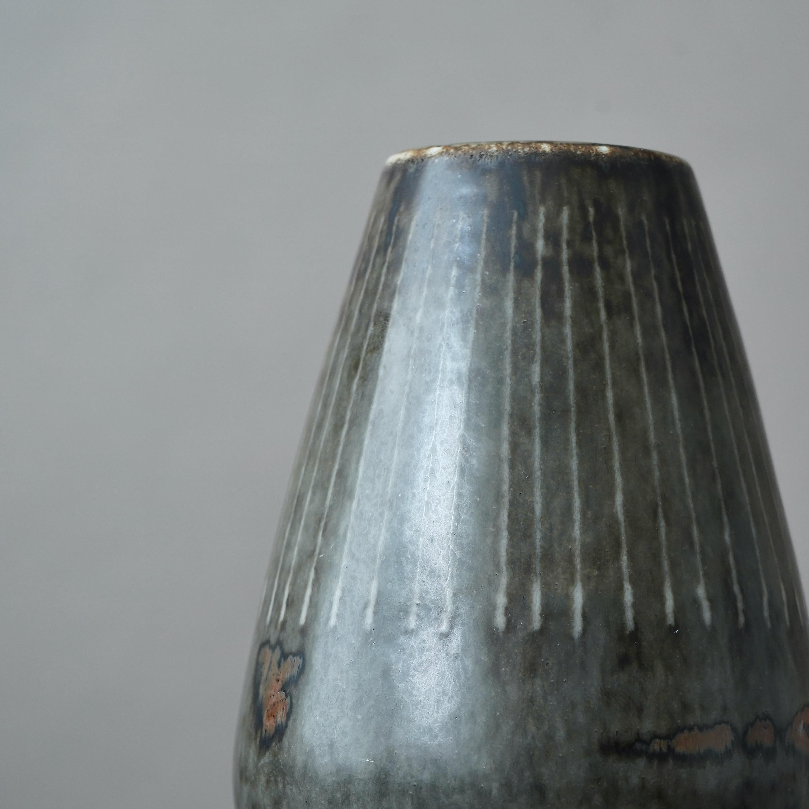 Smaltato Vaso unico in gres di Carl-Harry Stalhane, Rorstrand, Svezia, anni '60 in vendita