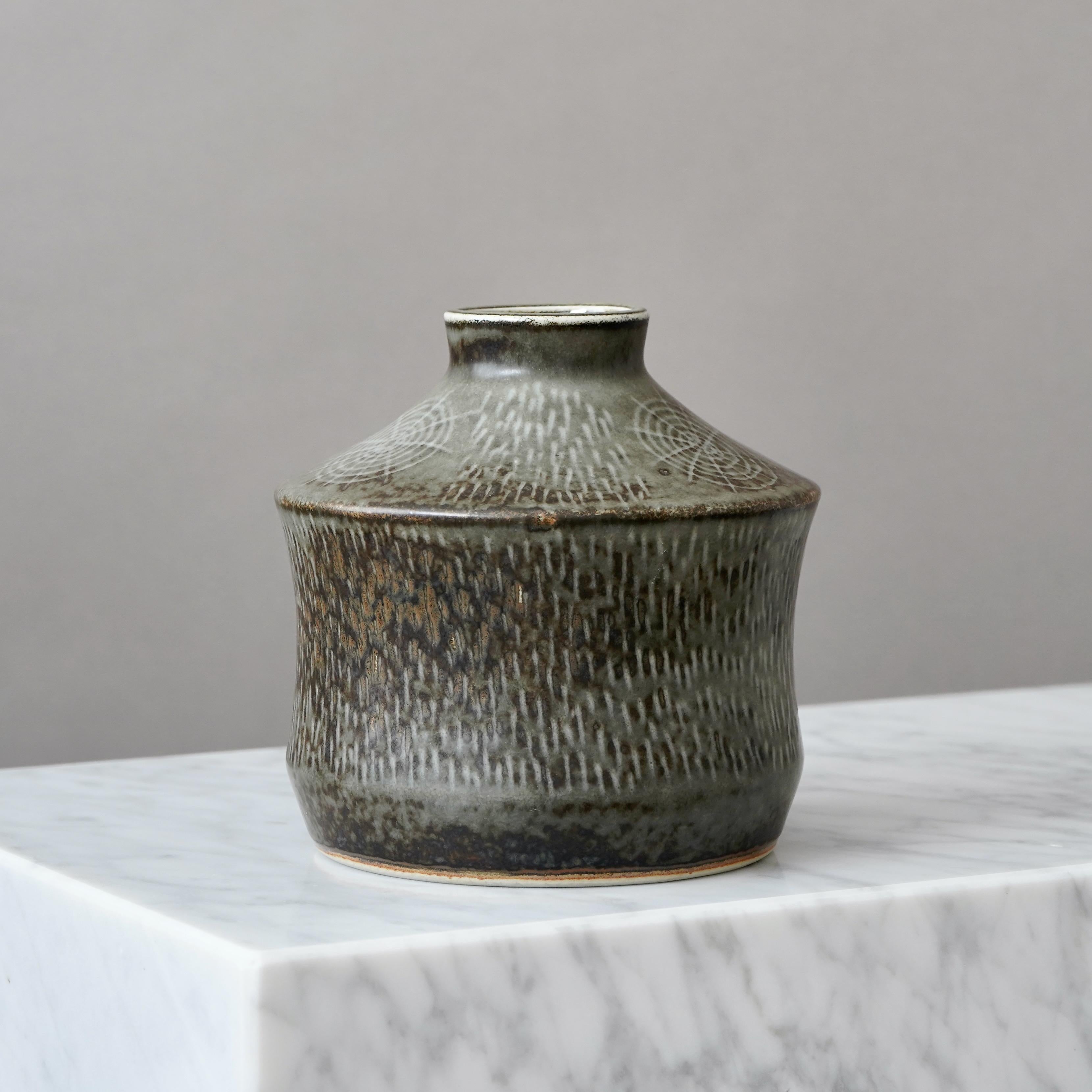 XX secolo Vaso unico in gres di Carl-Harry Stalhane, Rorstrand, Svezia, anni '60 in vendita