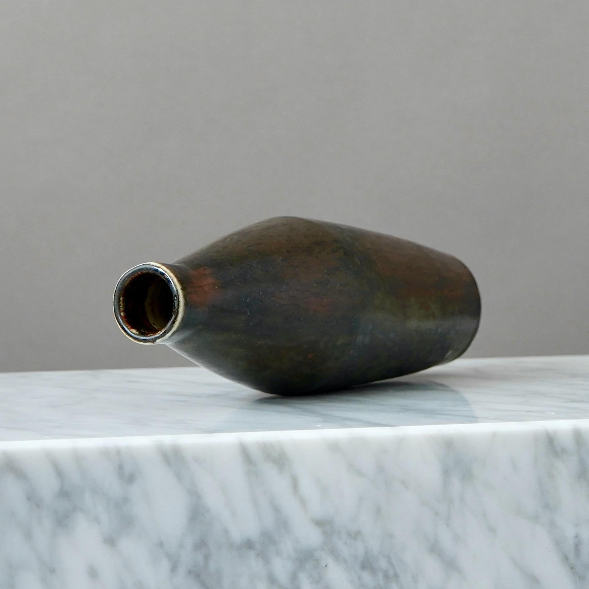 XX secolo Vaso unico in gres di Carl-Harry Stalhane, Rorstrand, Svezia, anni '60 in vendita