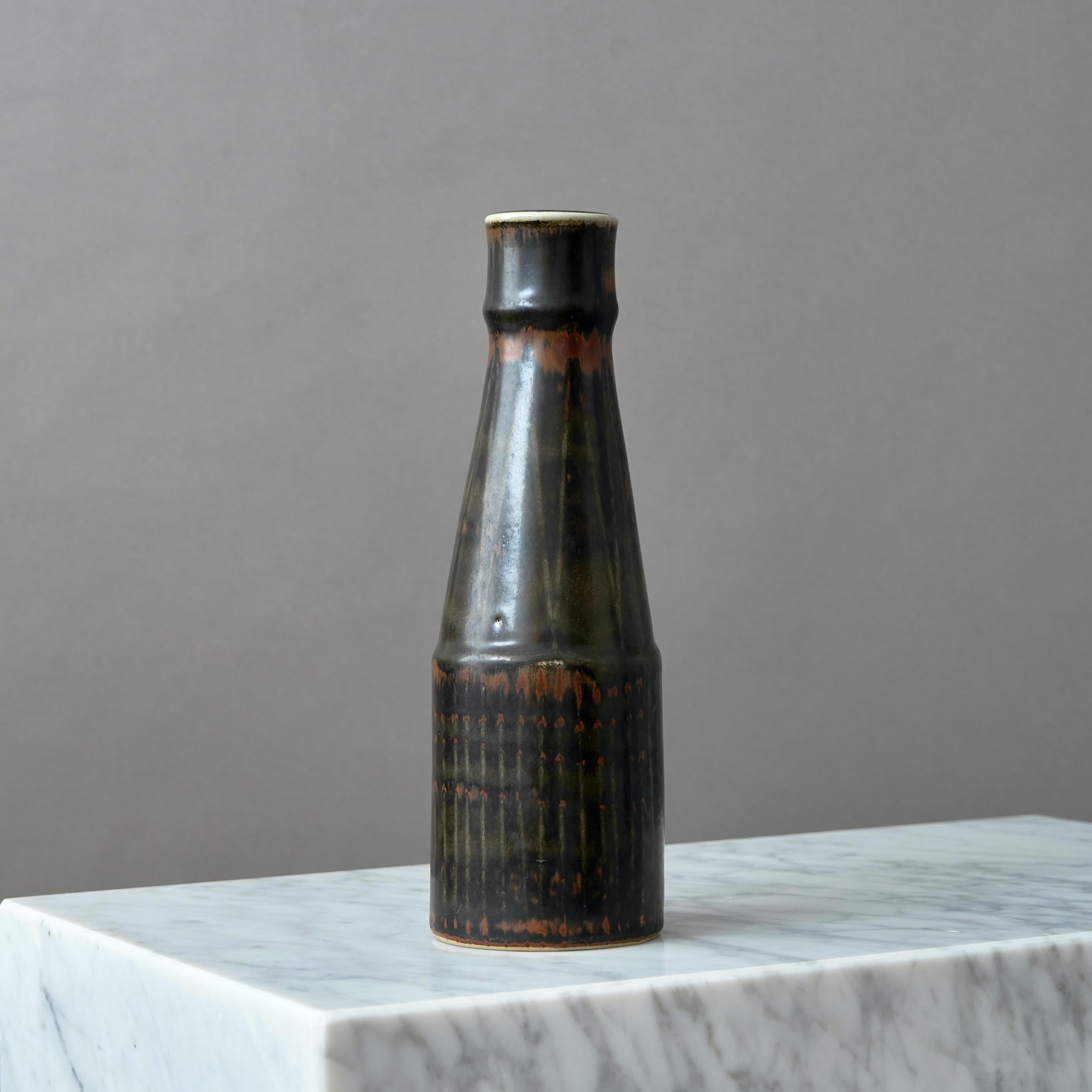 Vaso unico in gres di Carl-Harry Stalhane, Rorstrand, Svezia, anni '60 in vendita 1