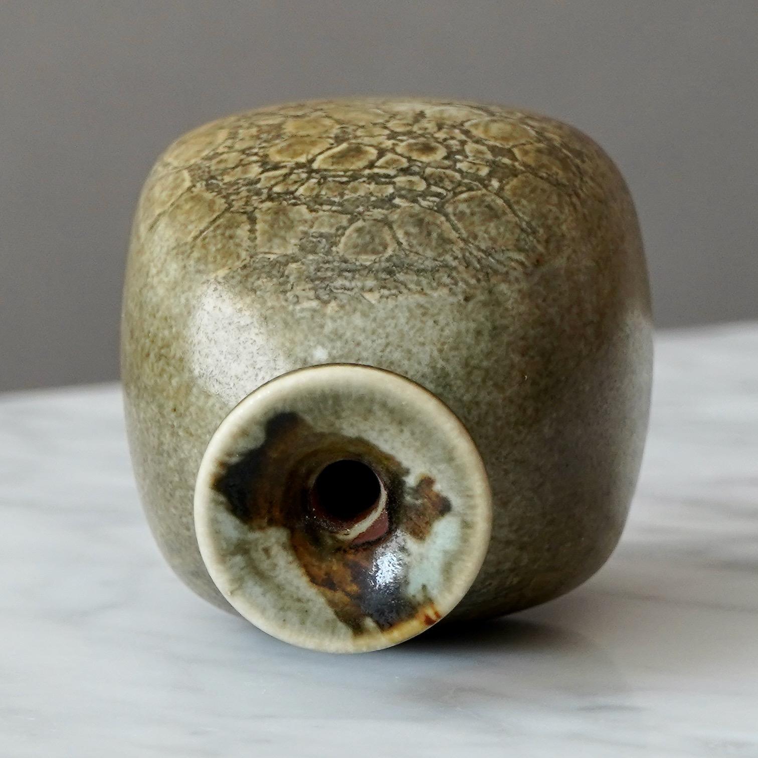 Tourné Vase en grès unique de Stig Lindberg pour Gustavsberg Studio, Suède, 1976 en vente