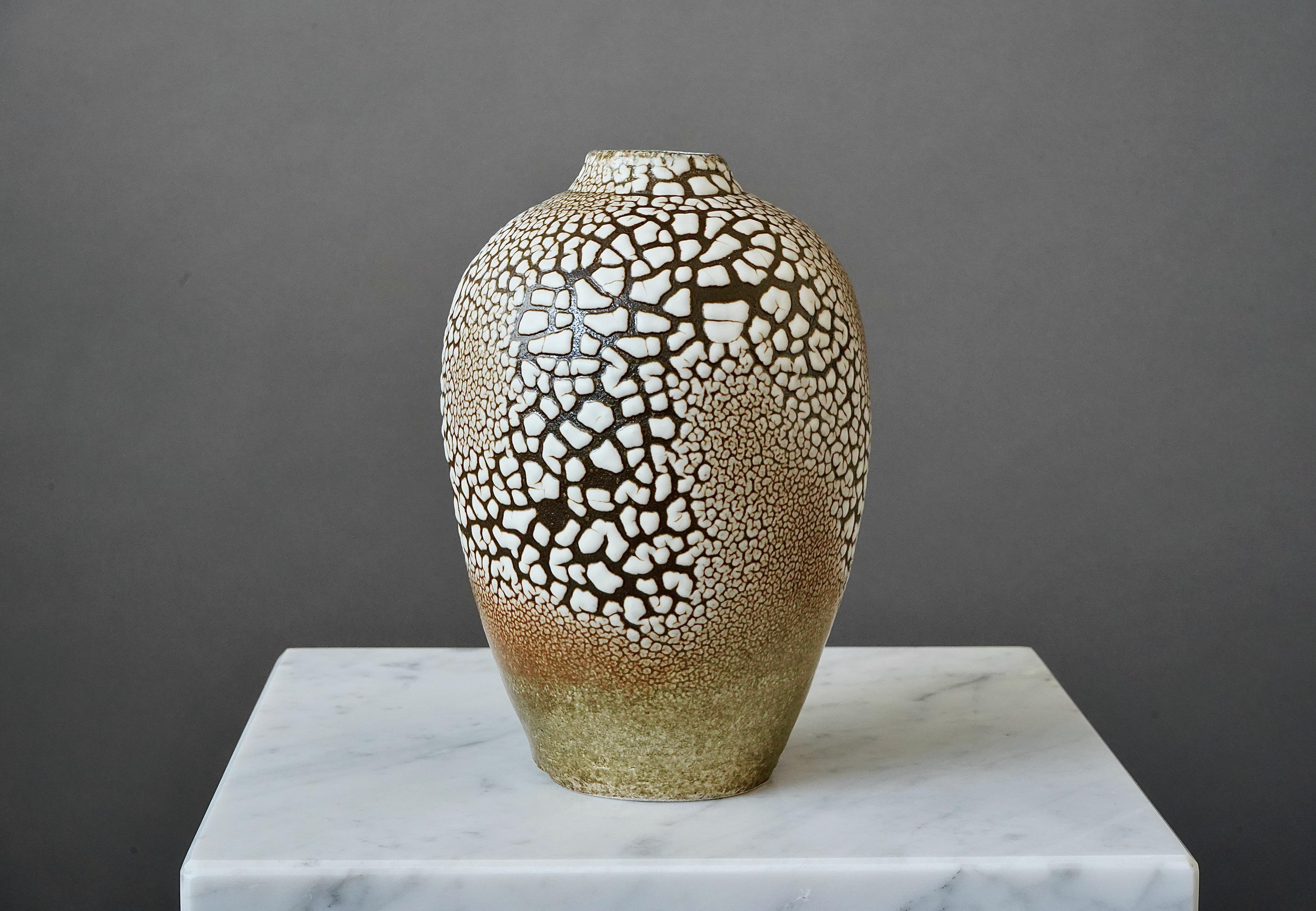 Unique Stoneware Vase by Swedish Ceramist Rune Bergman In Excellent Condition For Sale In Malmö, SE
