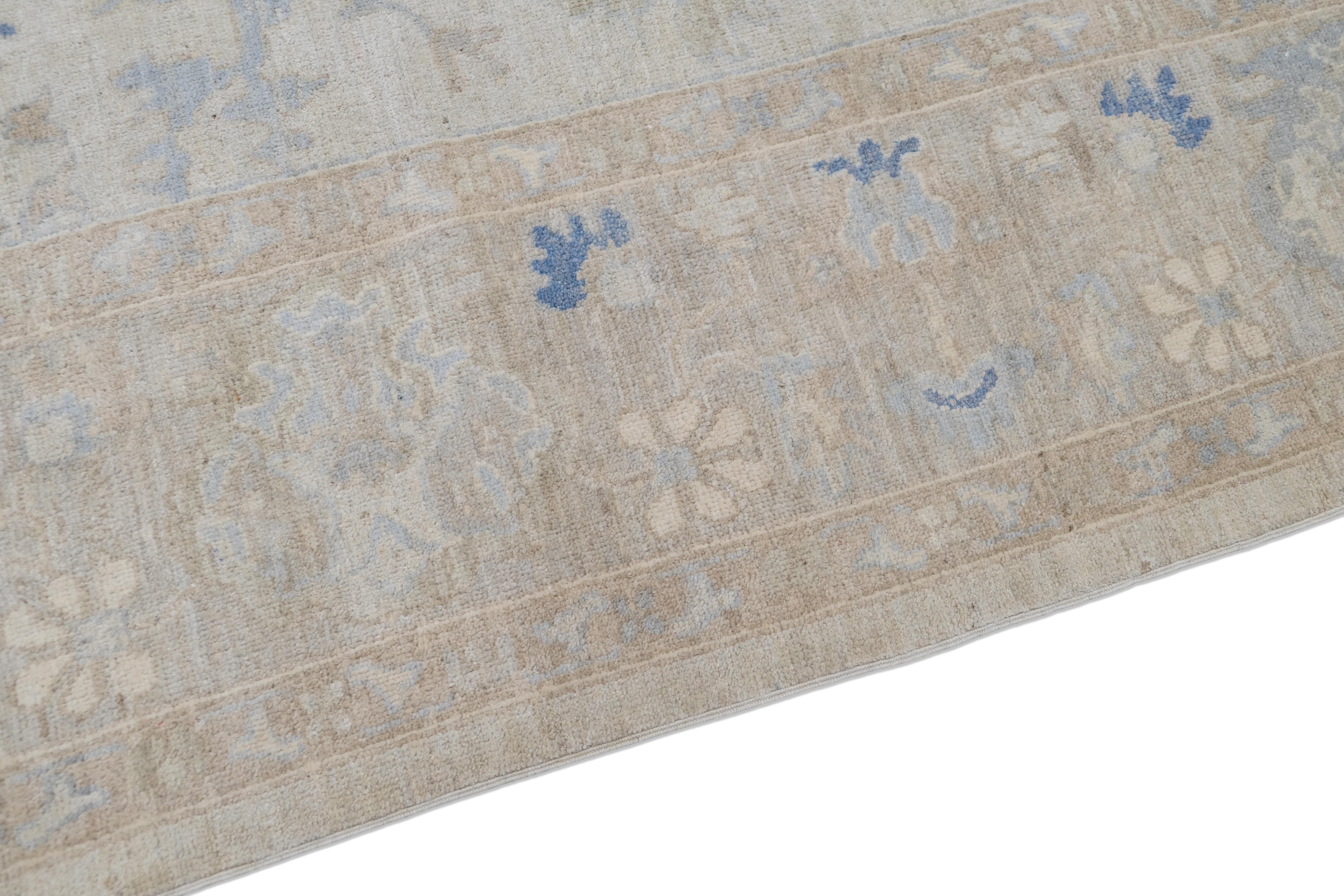 Einzigartiger, subtil gemusterter Oushak-Wollteppich 9'2''x12'2'' im Zustand „Neu“ im Angebot in Torrance, CA