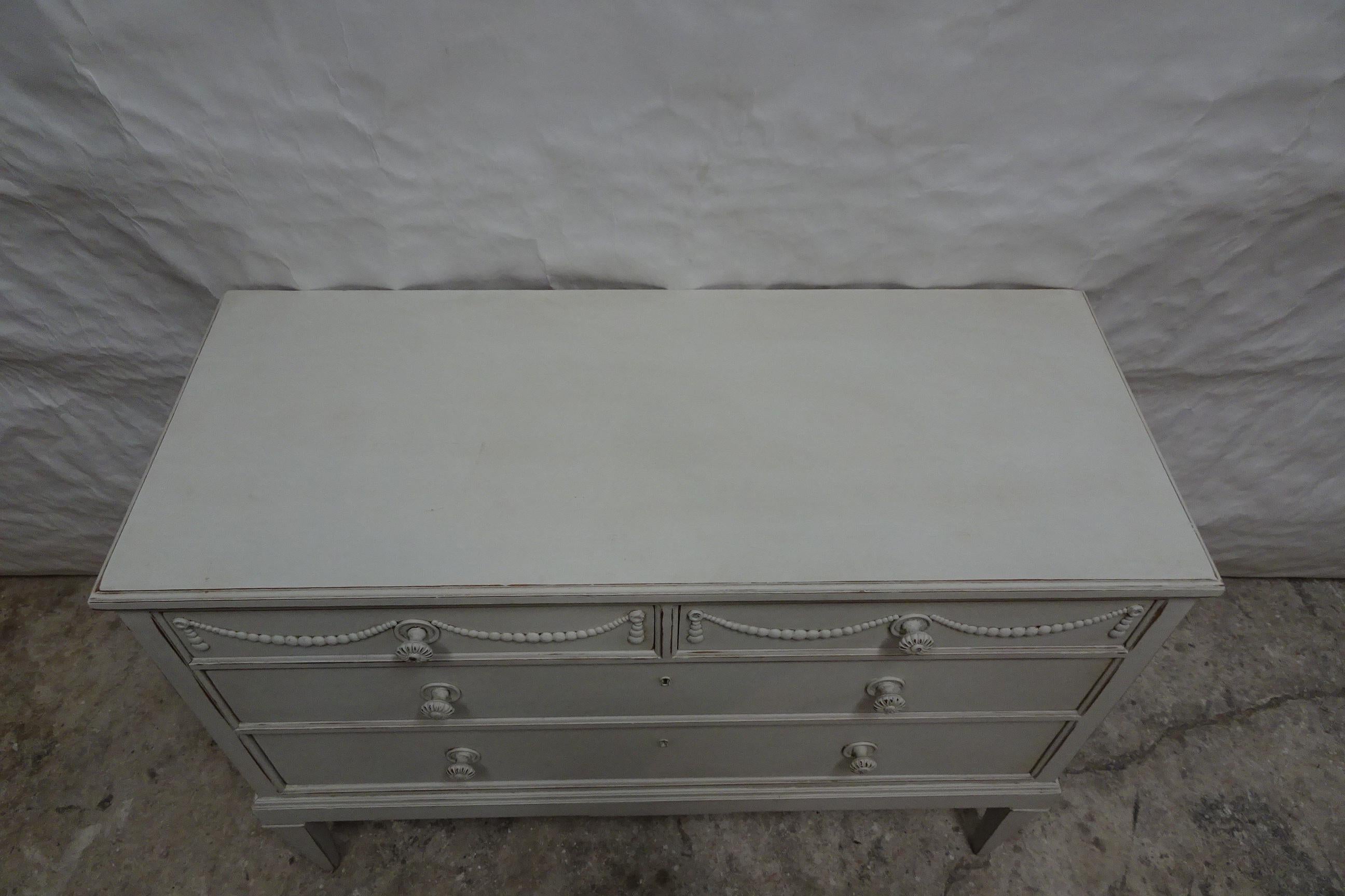 Unique Swedish Gustavian Style 3 Drawer Chest Of Drawers In Good Condition For Sale In Hollywood, FL