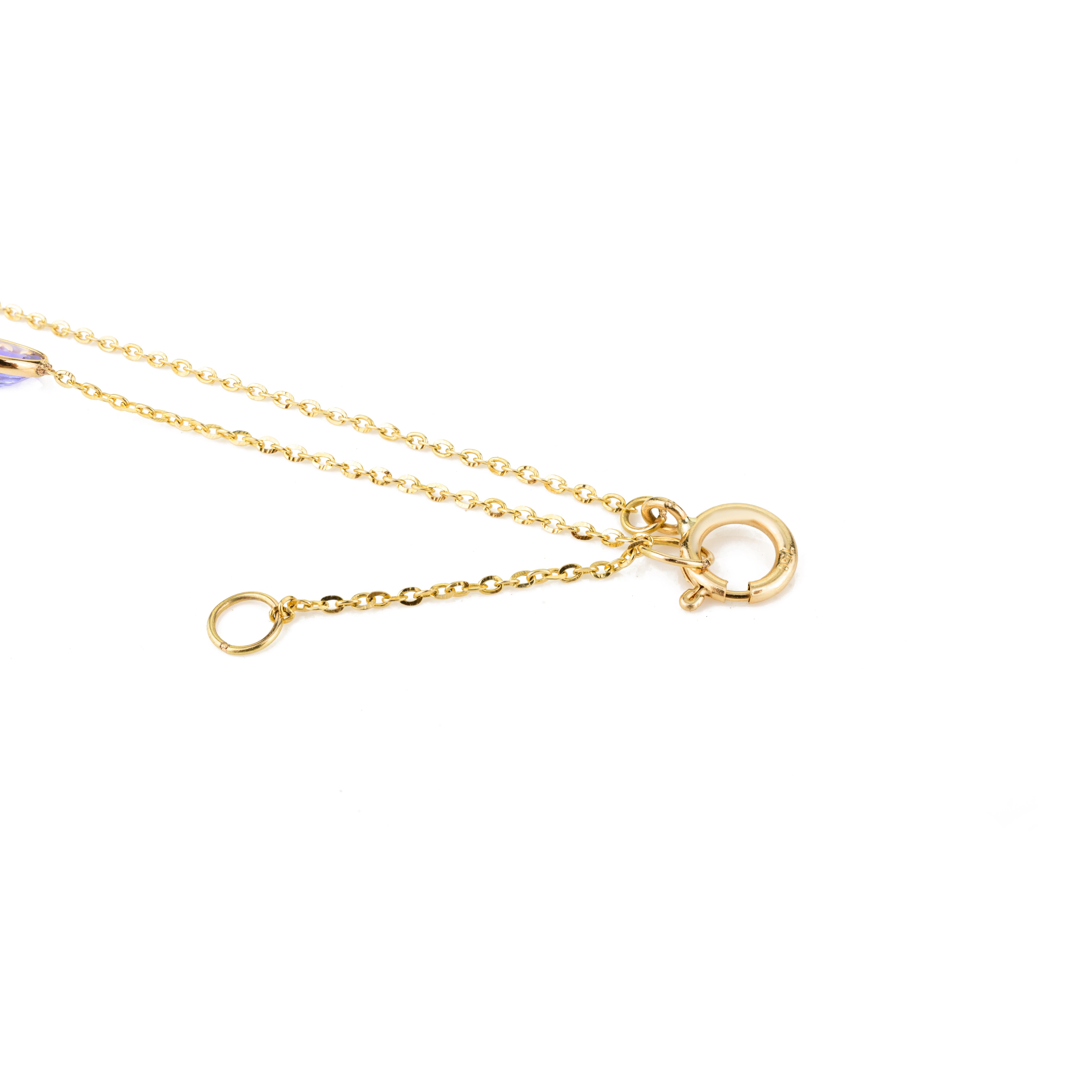 Einzigartige Tansanit und Turmalin Station Halskette Crafted in 18k Gelbgold im Angebot 1
