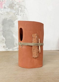 Unique Tatemono_hydra_01 Sculpture Vase by Emmanuelle Roule