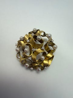 Unique Textured Diamond Pearl Brooch 14KT gold Year unknown