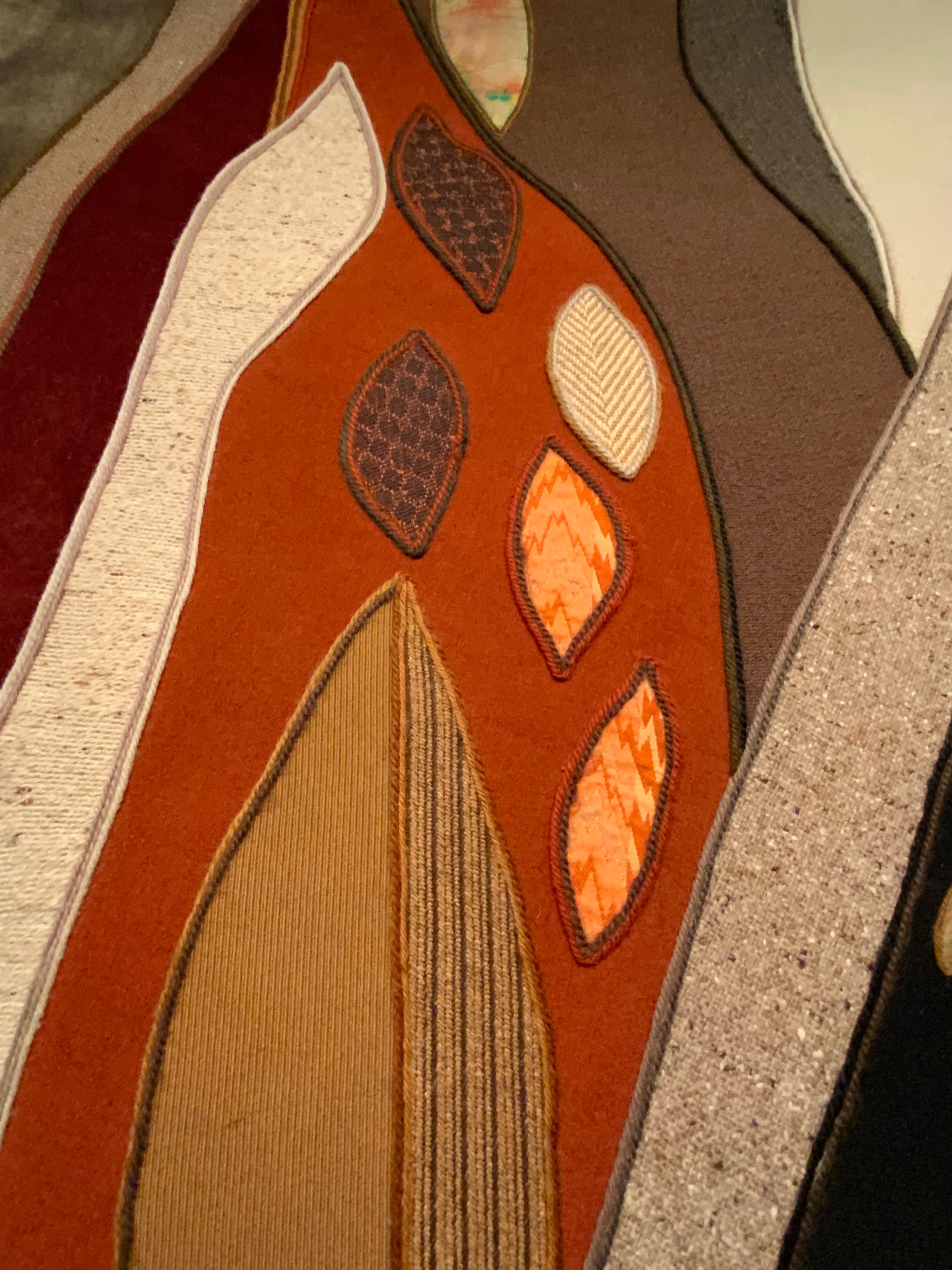 Einzigartige Stoff Collage Wandteppich entworfen und Hand Made von Helen Webber (Moderne) im Angebot
