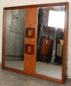 Unique Three Dimensional Mirror