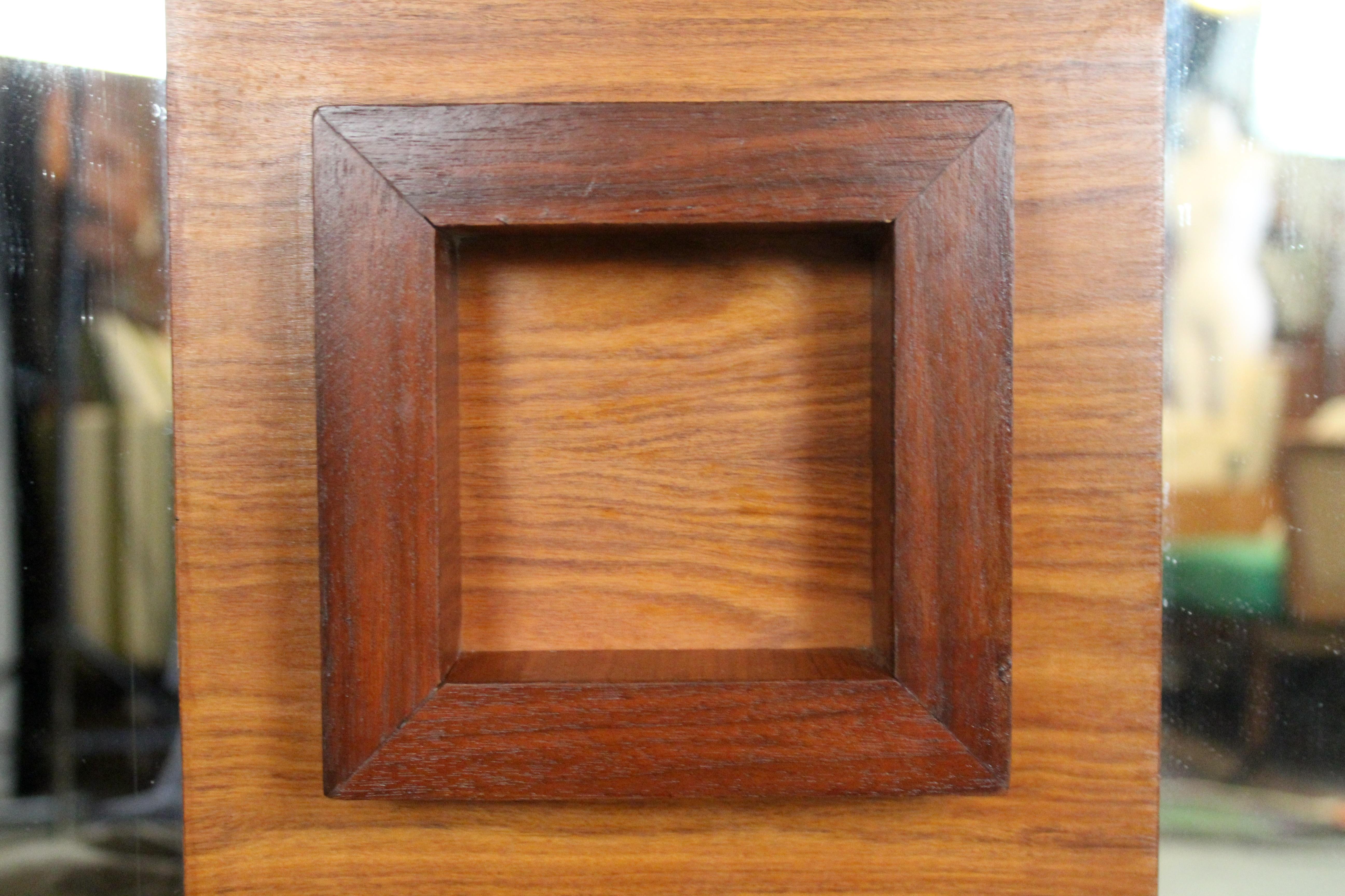 Unique Three Dimensional Mirror In Good Condition For Sale In Brooklyn, NY