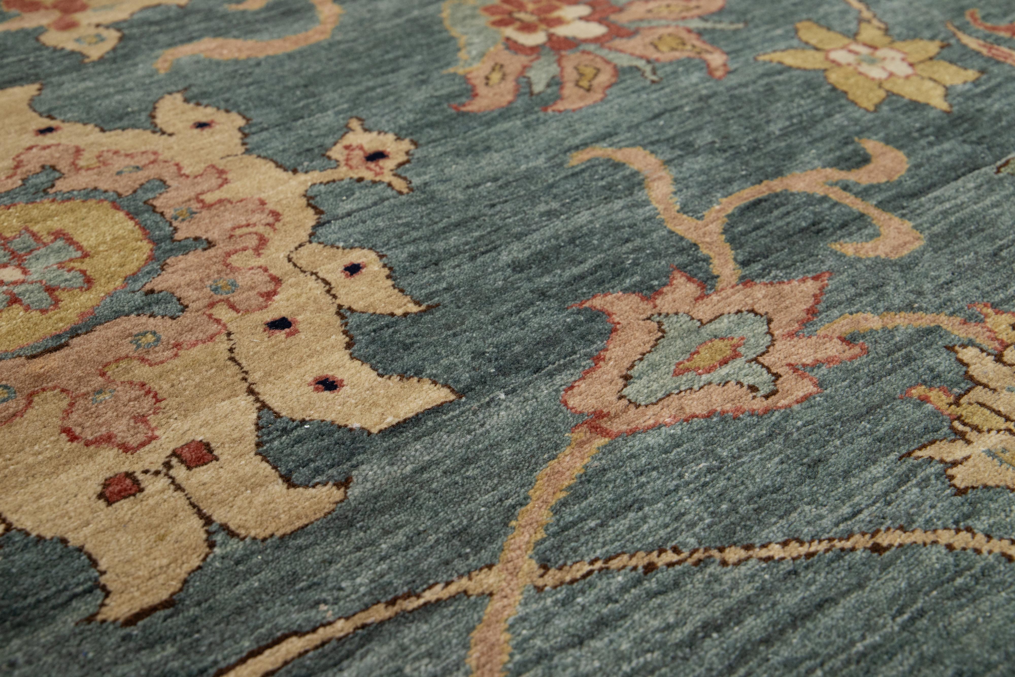 Unico tappeto di transizione egiziano Sultanabad Rugs tessuto a mano in blu. in vendita 7
