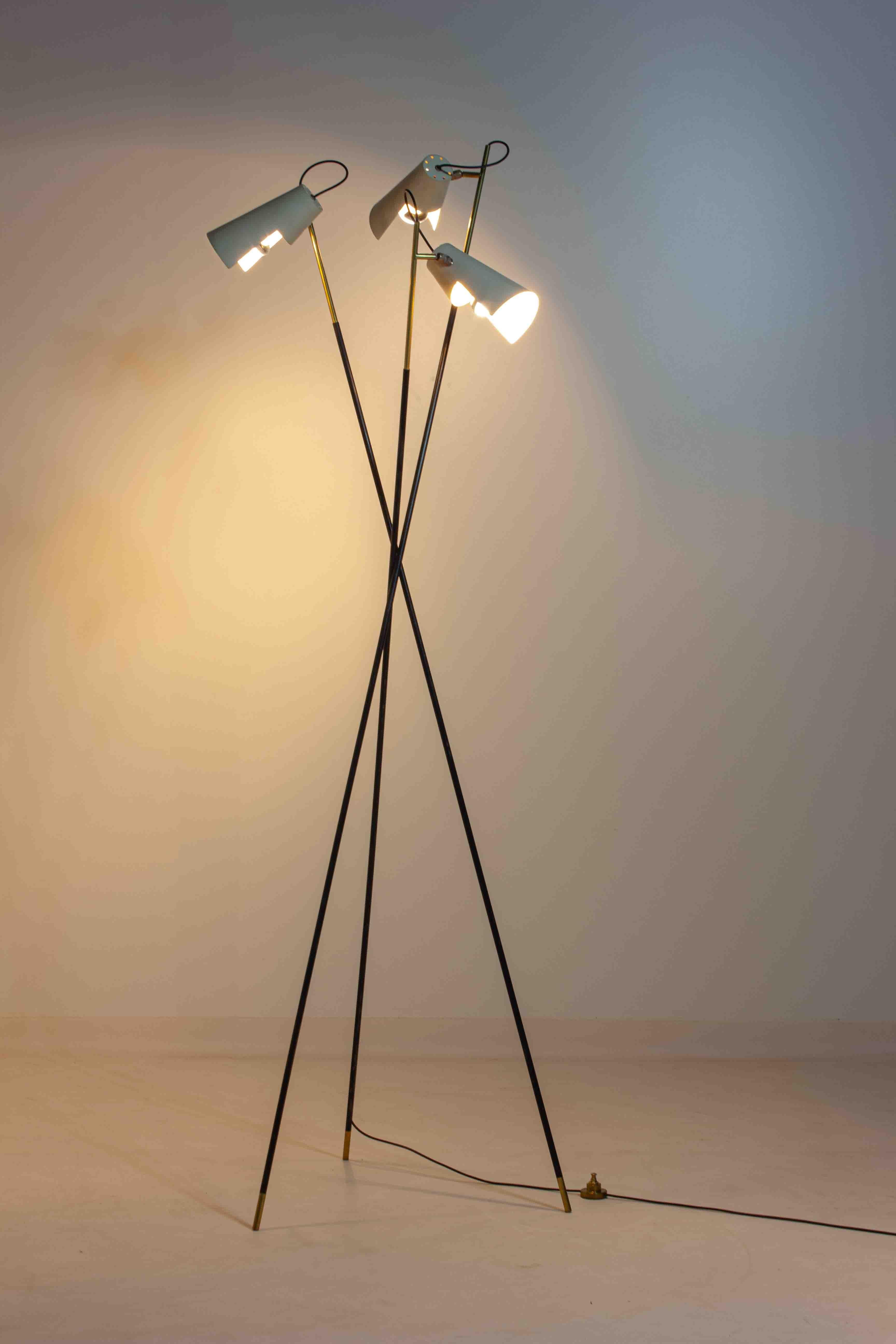 Unique tripod floor lamp by Stilnovo with white shades, Italy 1960s For Sale 6