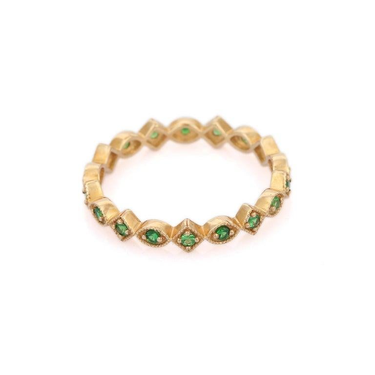 En vente :  Bague d'éternité empilable en or jaune massif 18 carats avec tsavorite unique 11