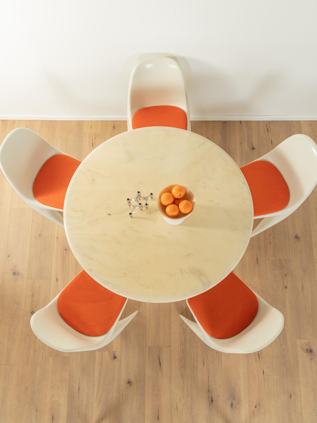 Mid-20th Century Unique Tulip dining table, Lübke