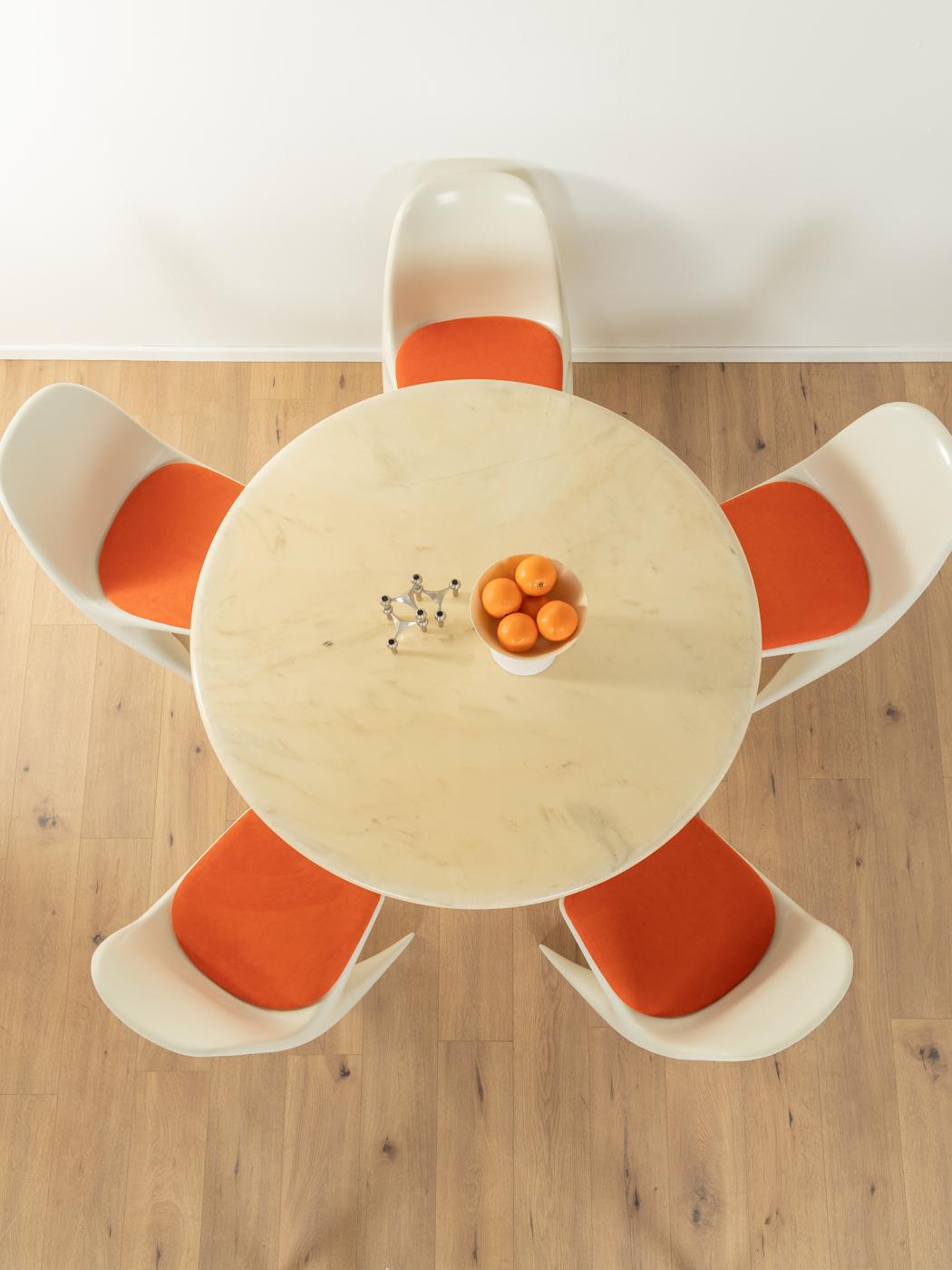 Unique Tulip dining table, Lübke For Sale 1