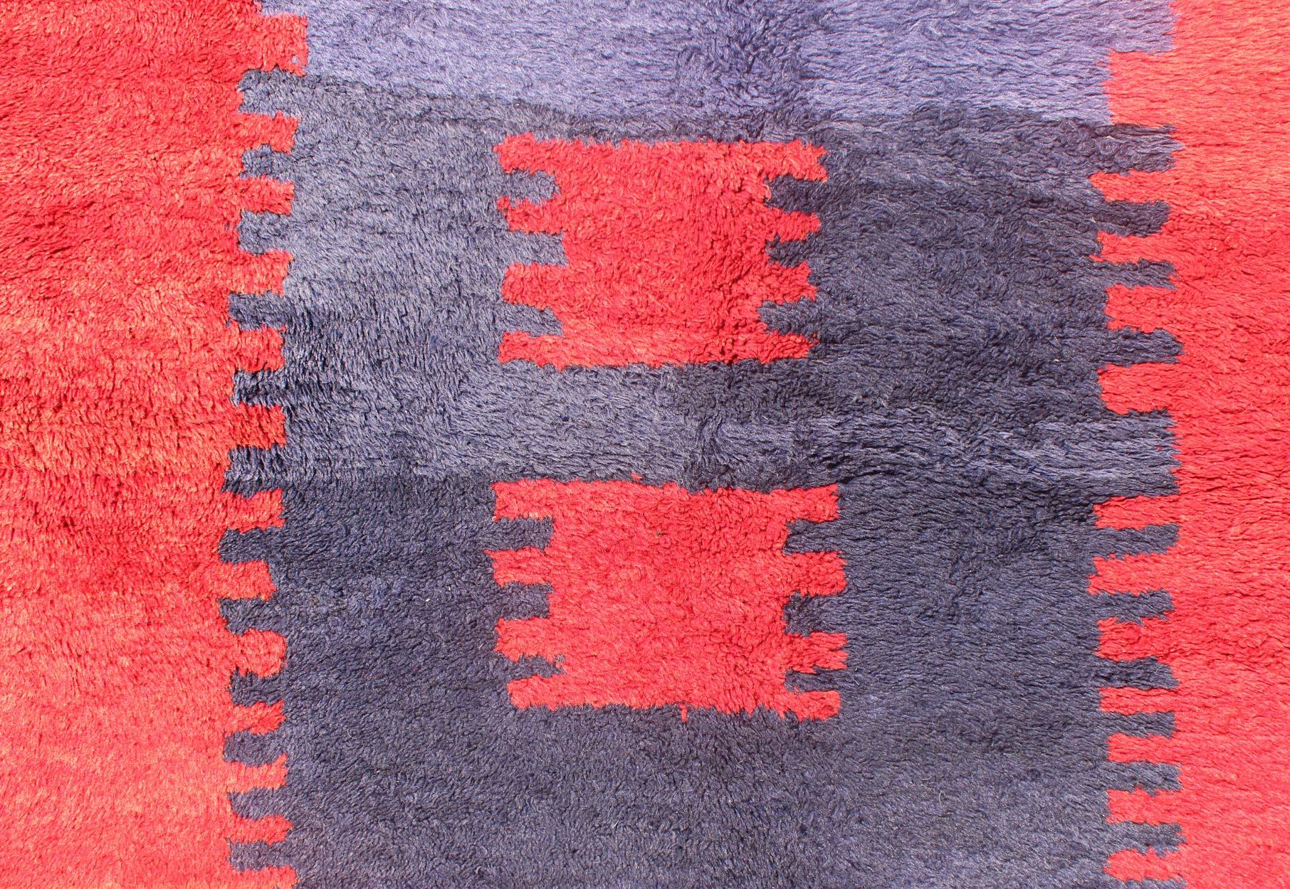  Türkischer Tulu-Teppich mit modernem, minimalistischem Design in Blau, Rot und luxuriöser Wolle im Angebot 6