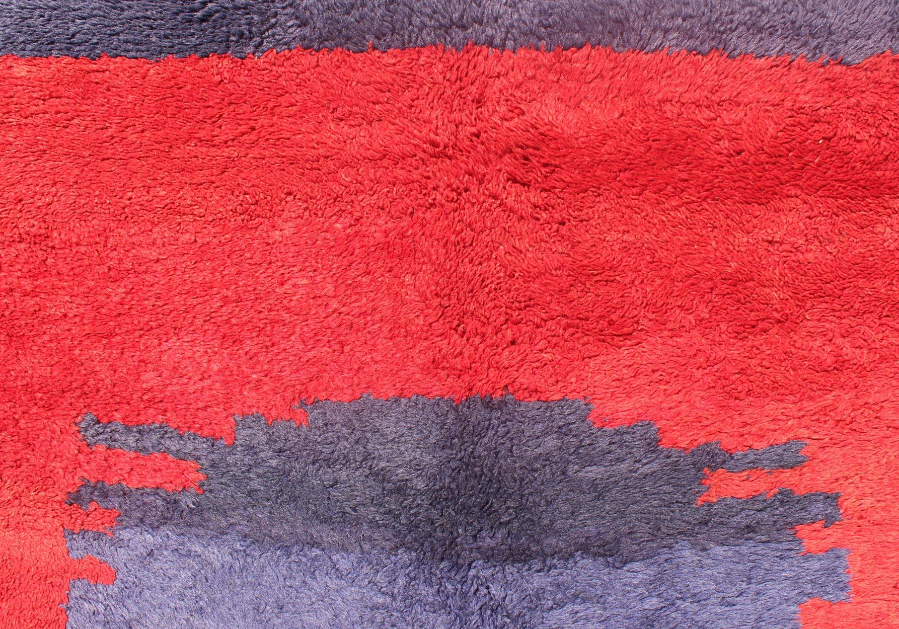  Turkish Tulu Rug with Modern Minimalist Design in Blue, Red and Luxurious Wool For Sale 2