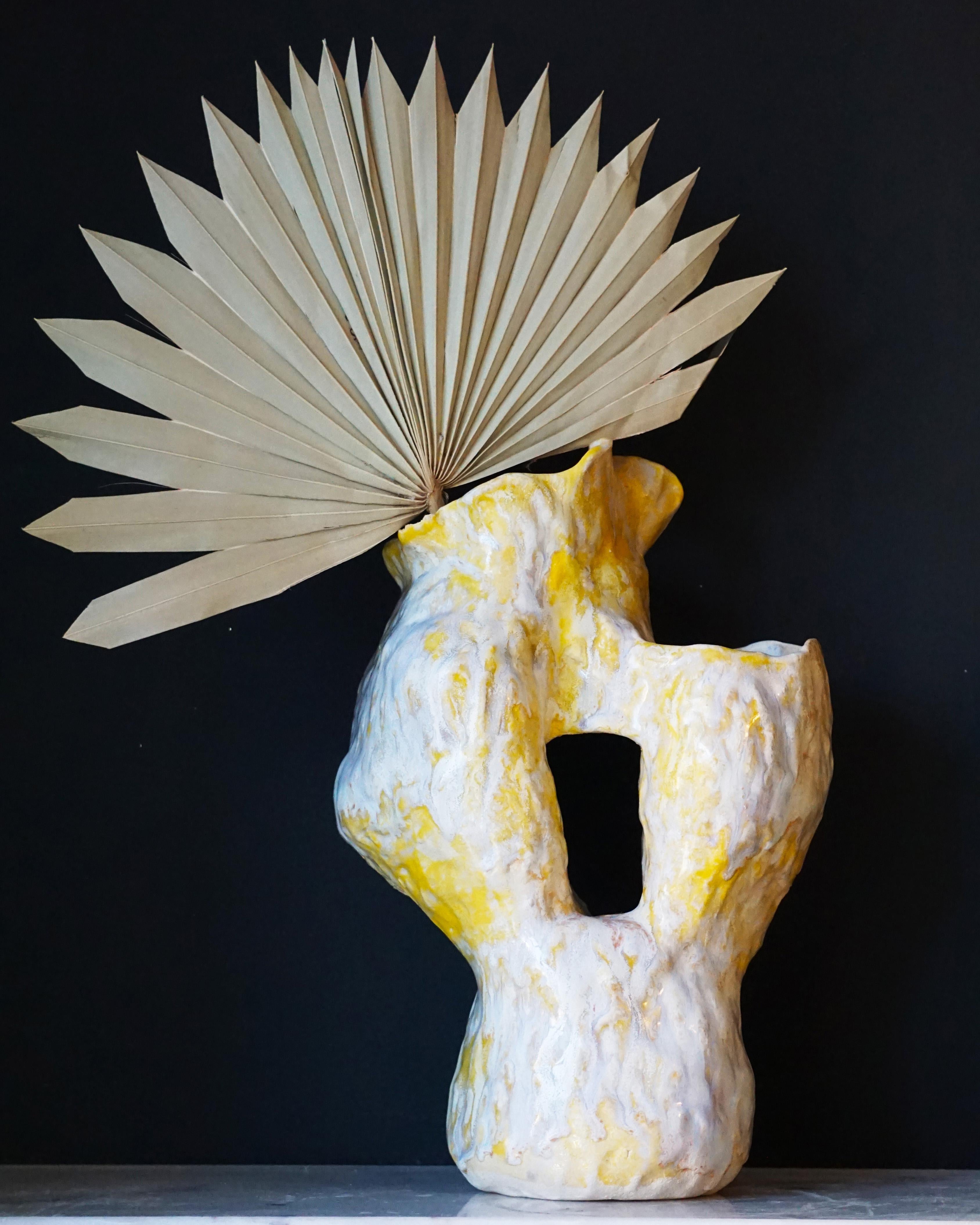 Einzigartige Ukiyo I-Vase von Marthine Spinnangr (Postmoderne) im Angebot