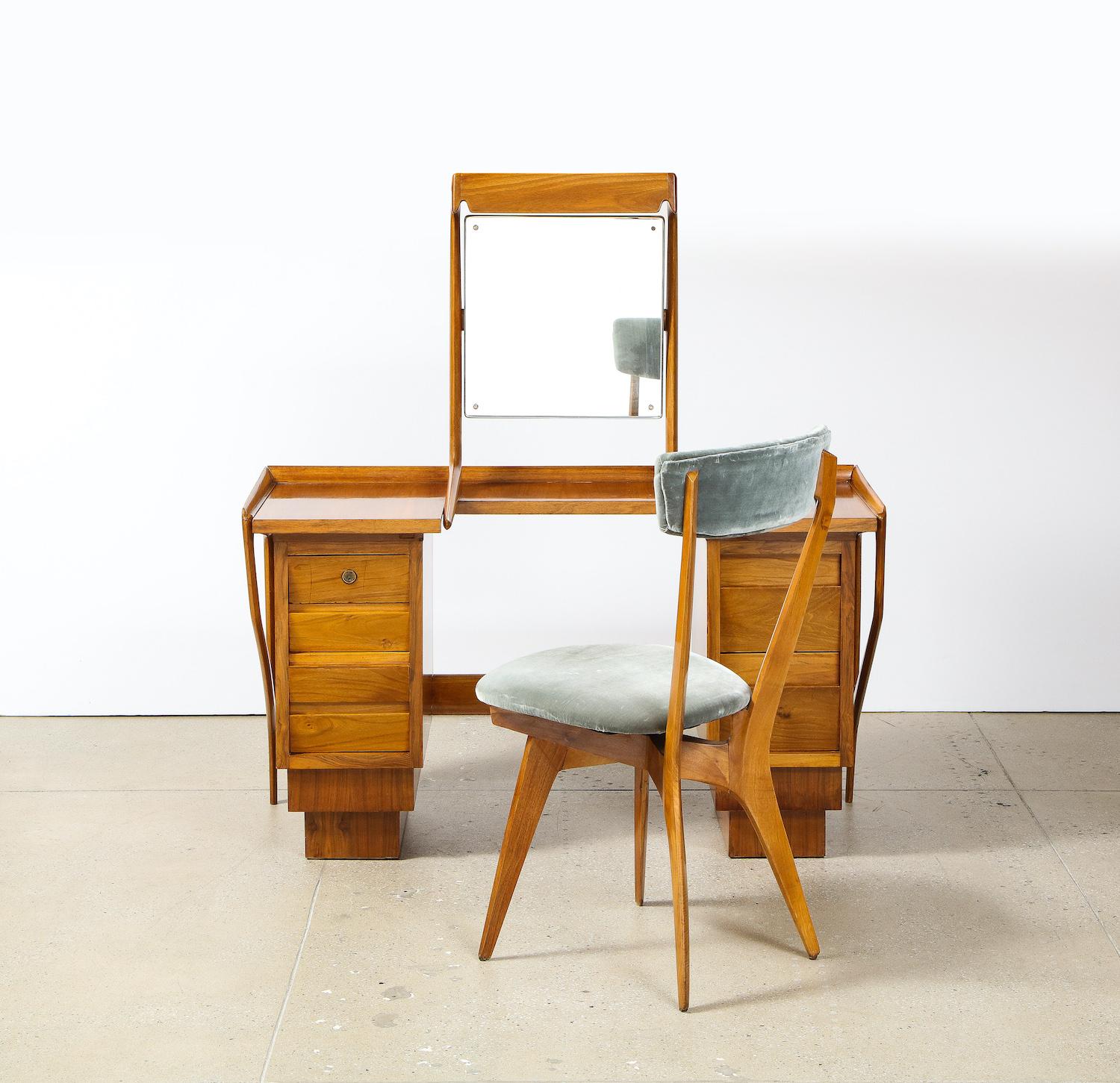 italien Table de coiffeuse et chaise unique par Ico & Luisa Parisi en vente