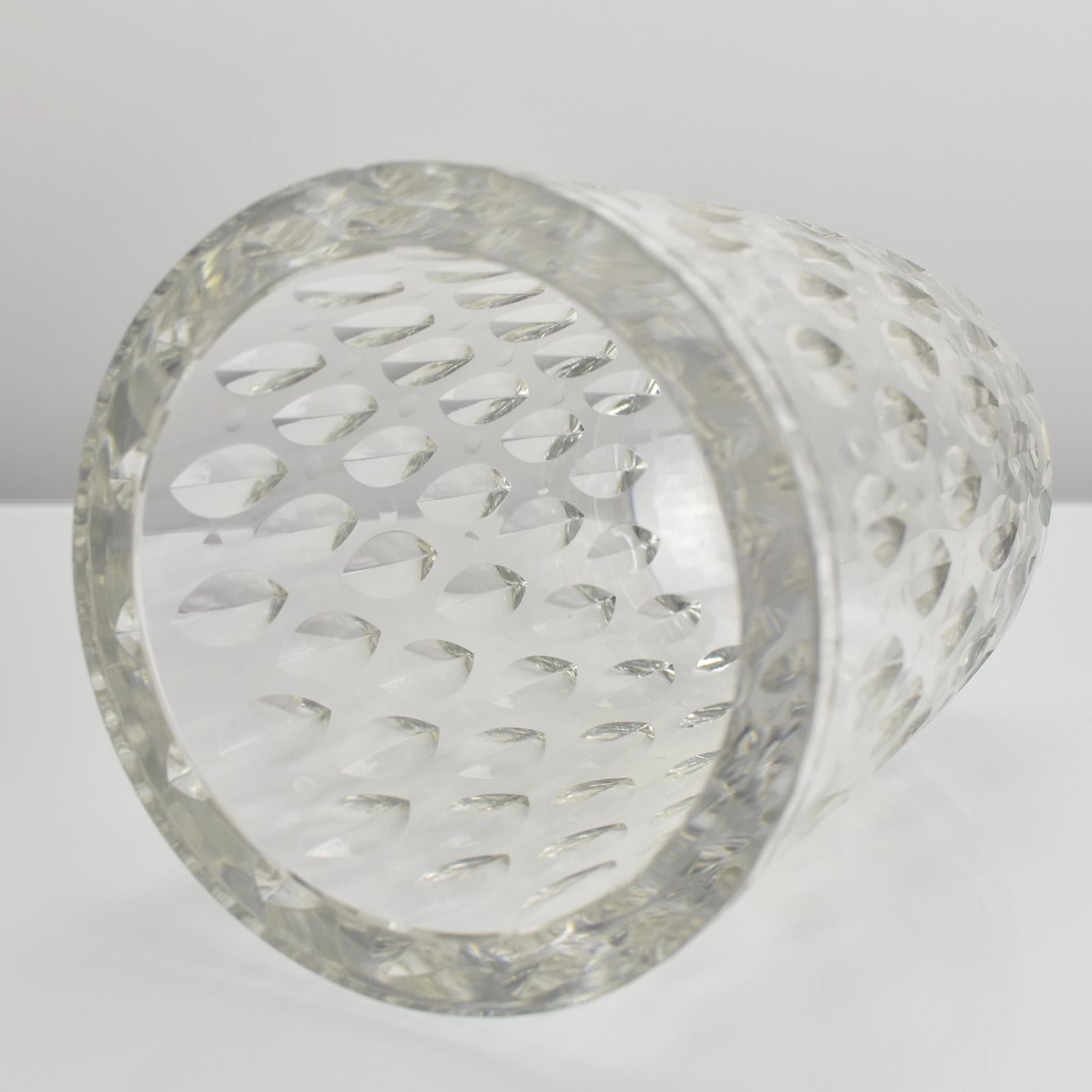 Unique Vicke Lindstrand Orrefors Crystal Vase with Cut Leaf Pattern, Signed LU 1 For Sale 2