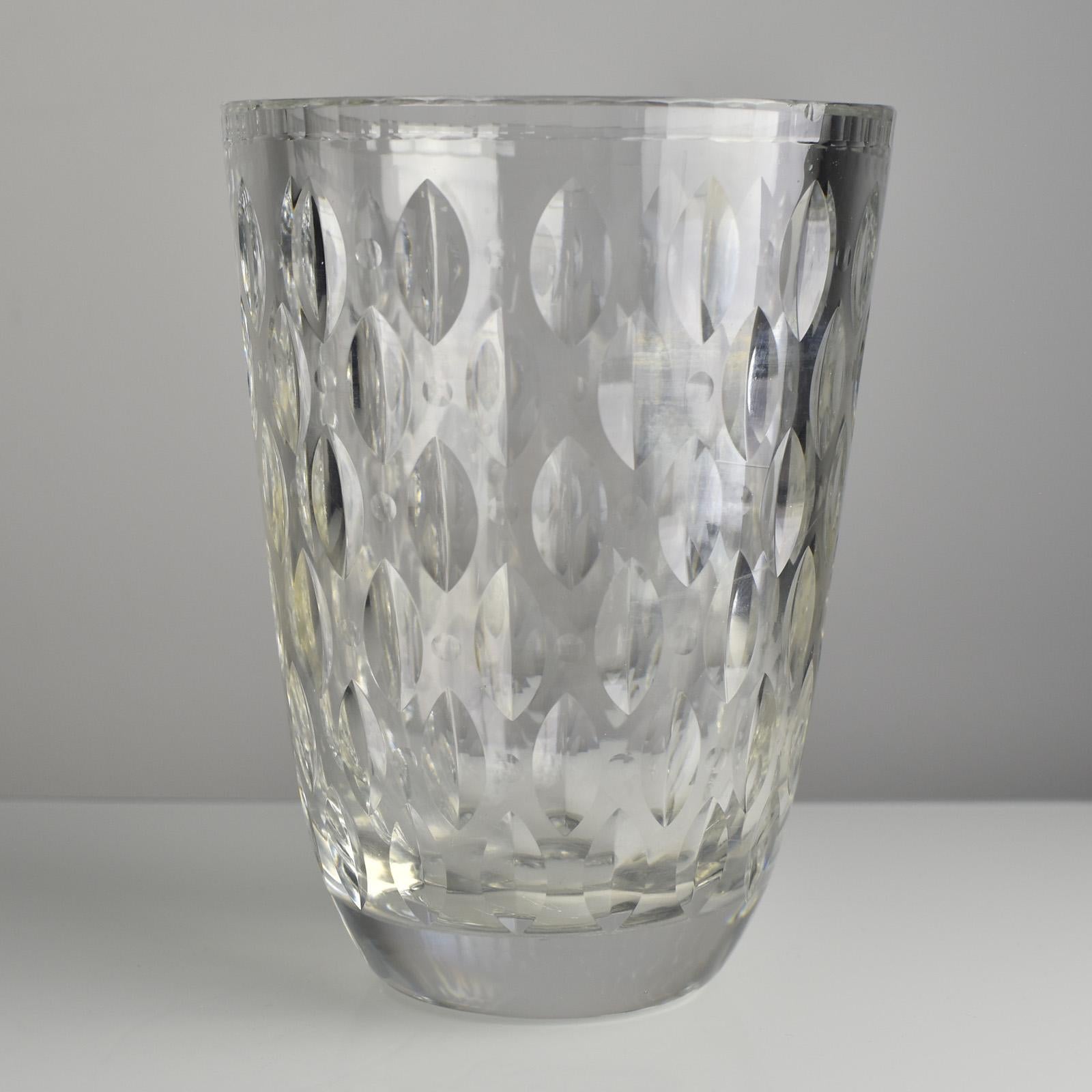 Swedish Unique Vicke Lindstrand Orrefors Crystal Vase with Cut Leaf Pattern, Signed LU 1 For Sale