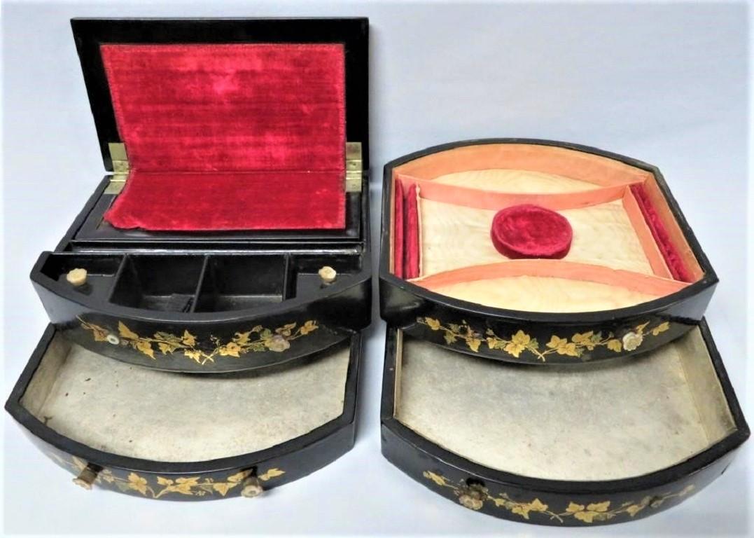 Inlay Large 19th Century Lacquered and Gilded Jewelry Box with Inlaid Mother of Pearl  For Sale