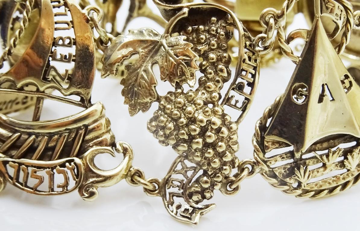 Unique vintage 14 karat Gold Israel Tribe Bracelet In Excellent Condition For Sale In Jerusalem, IL