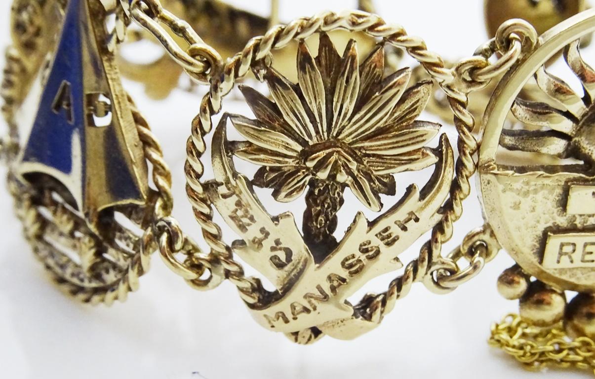 Women's Unique vintage 14 karat Gold Israel Tribe Bracelet For Sale