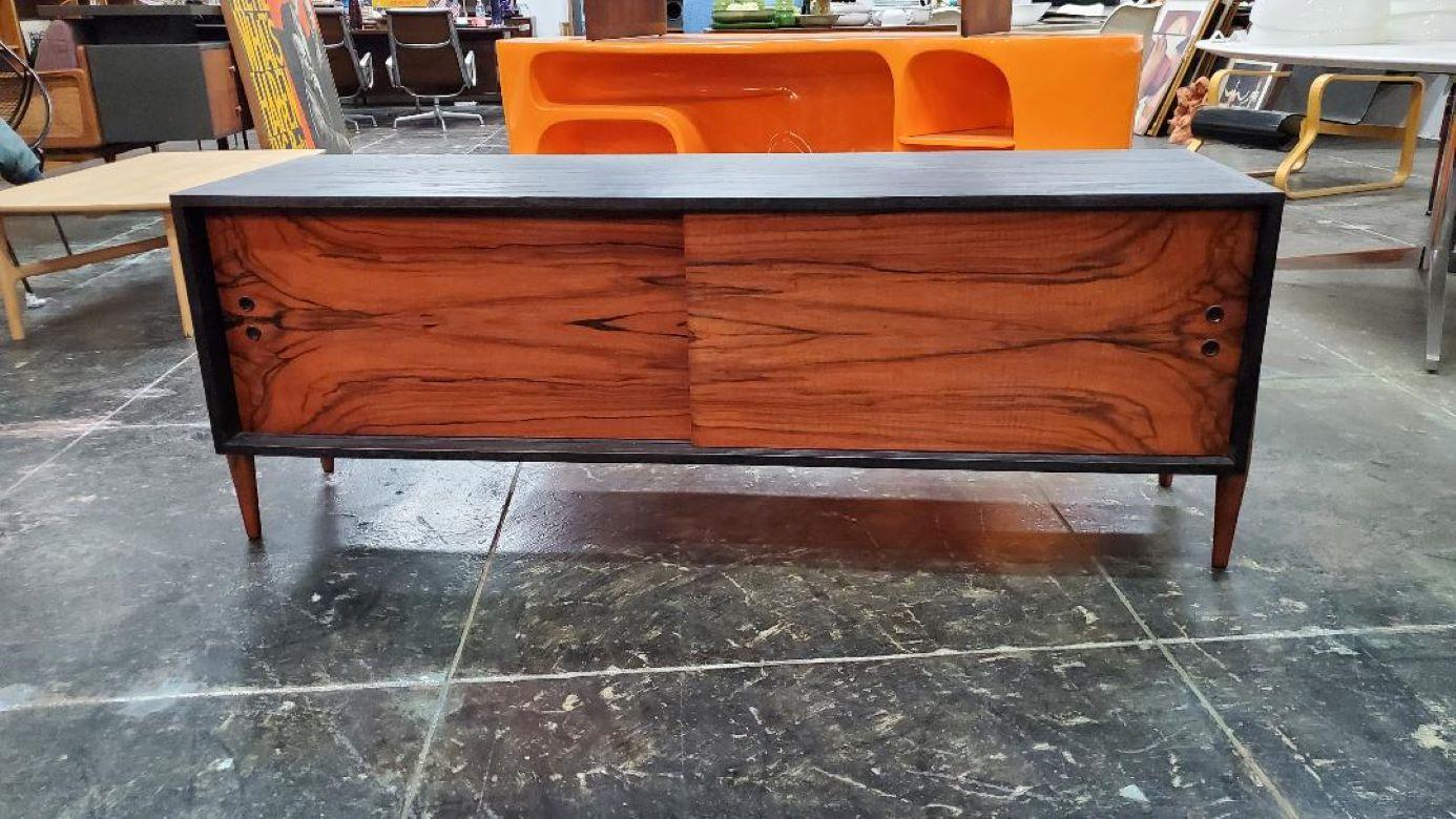 Unique Vintage 1960s Rosewood And Black Credenza / Cabinet With Slide Doors For Sale 8