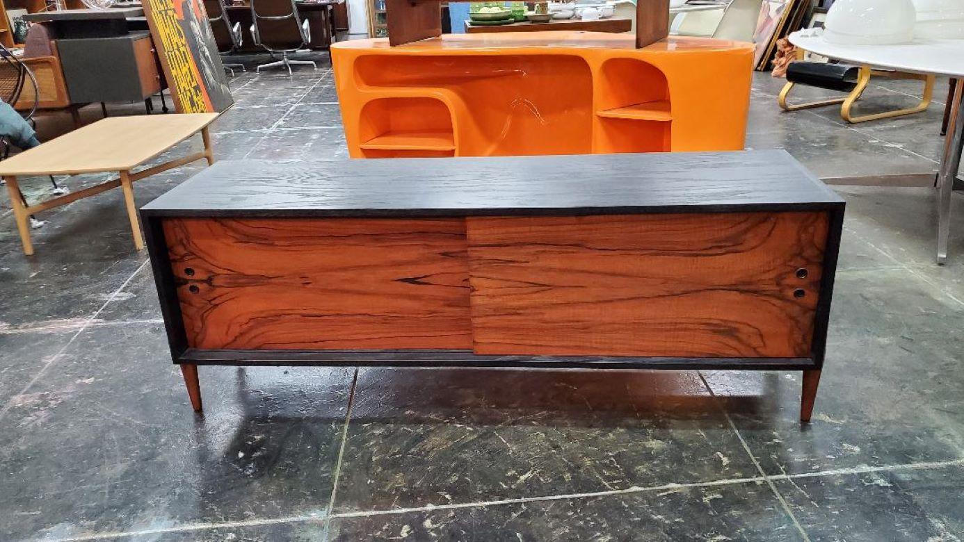 Unique Vintage 1960s Rosewood And Black Credenza / Cabinet With Slide Doors For Sale 9