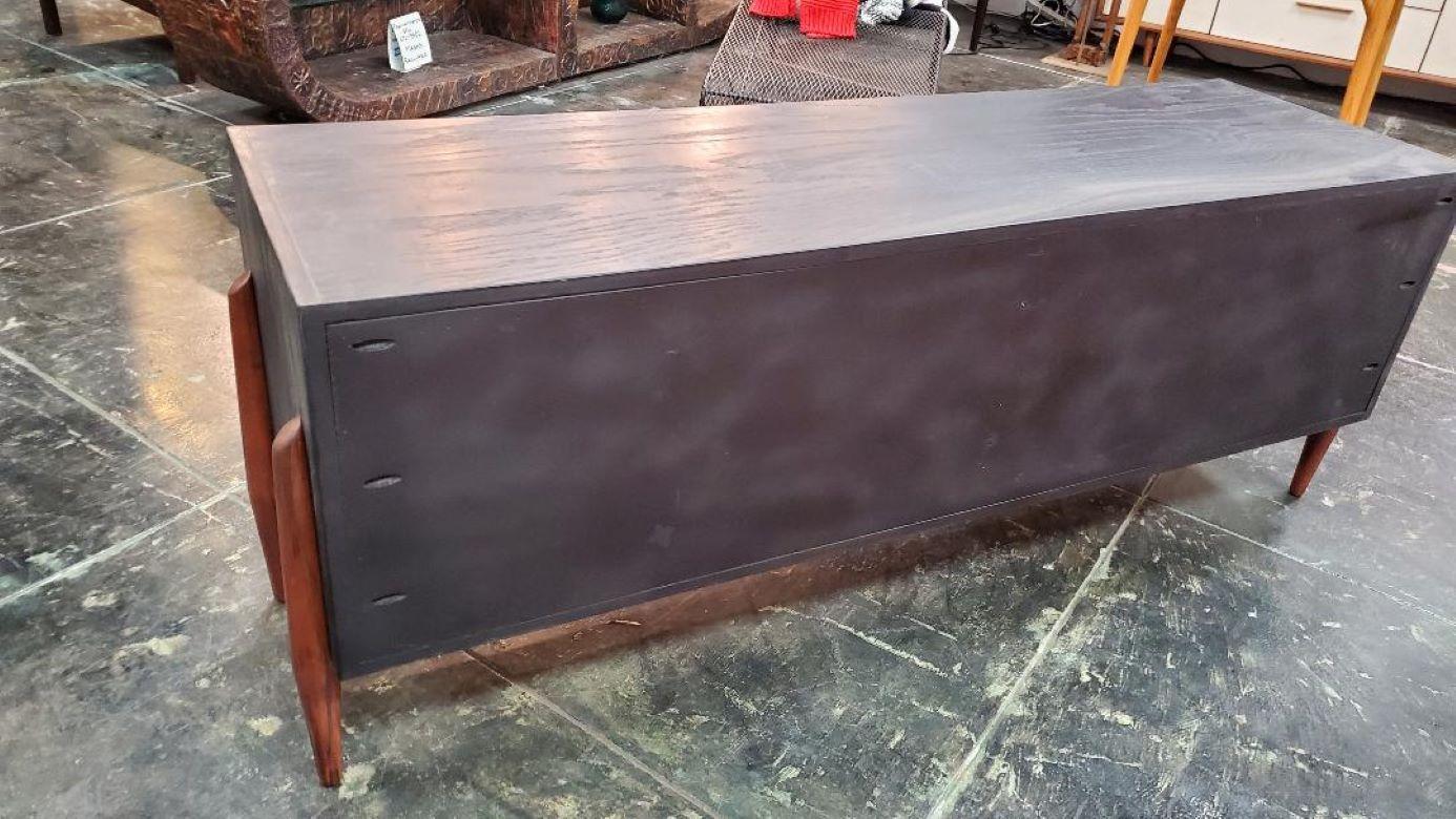 Unique Vintage 1960s Rosewood And Black Credenza / Cabinet With Slide Doors For Sale 3