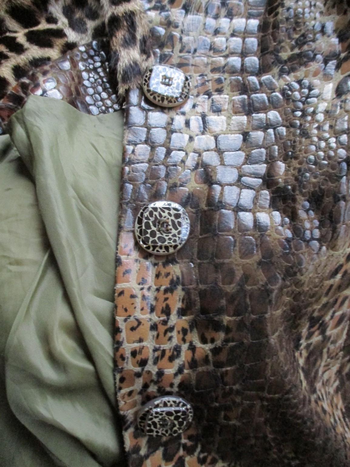 Unique Vintage belted Leopard Printed Fur Jacket For Sale 4