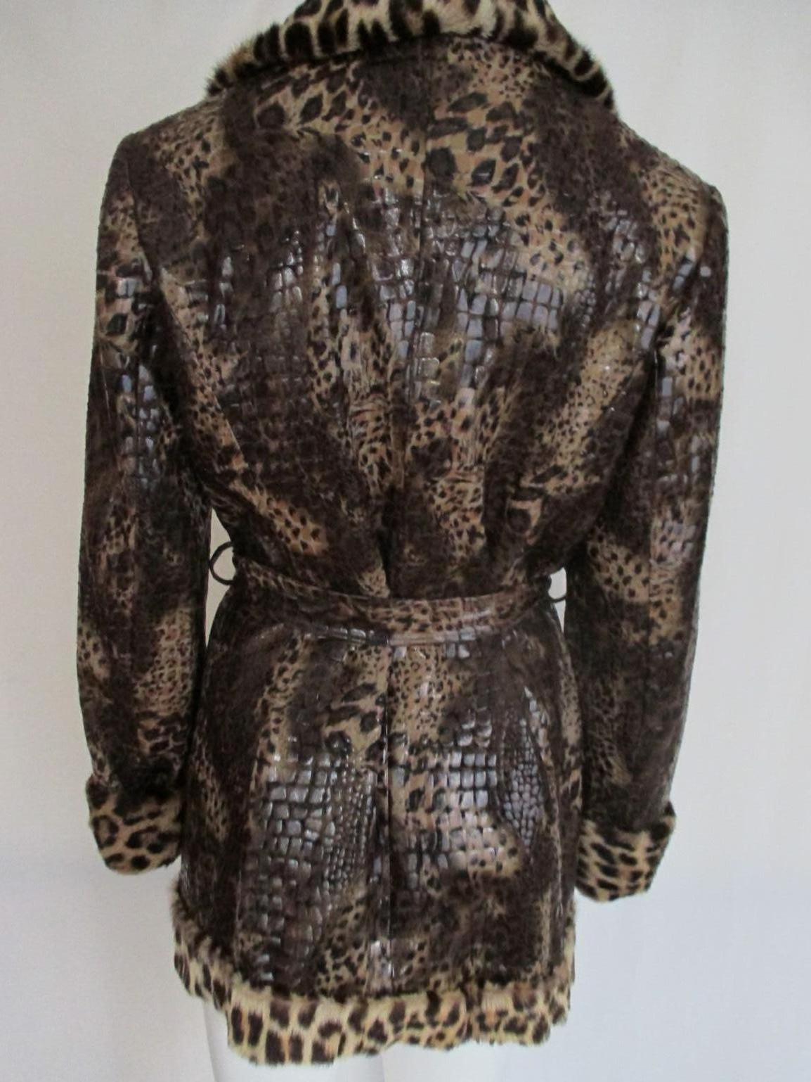 Veste vintage unique à ceinture et imprimée panthère Bon état - En vente à Amsterdam, NL