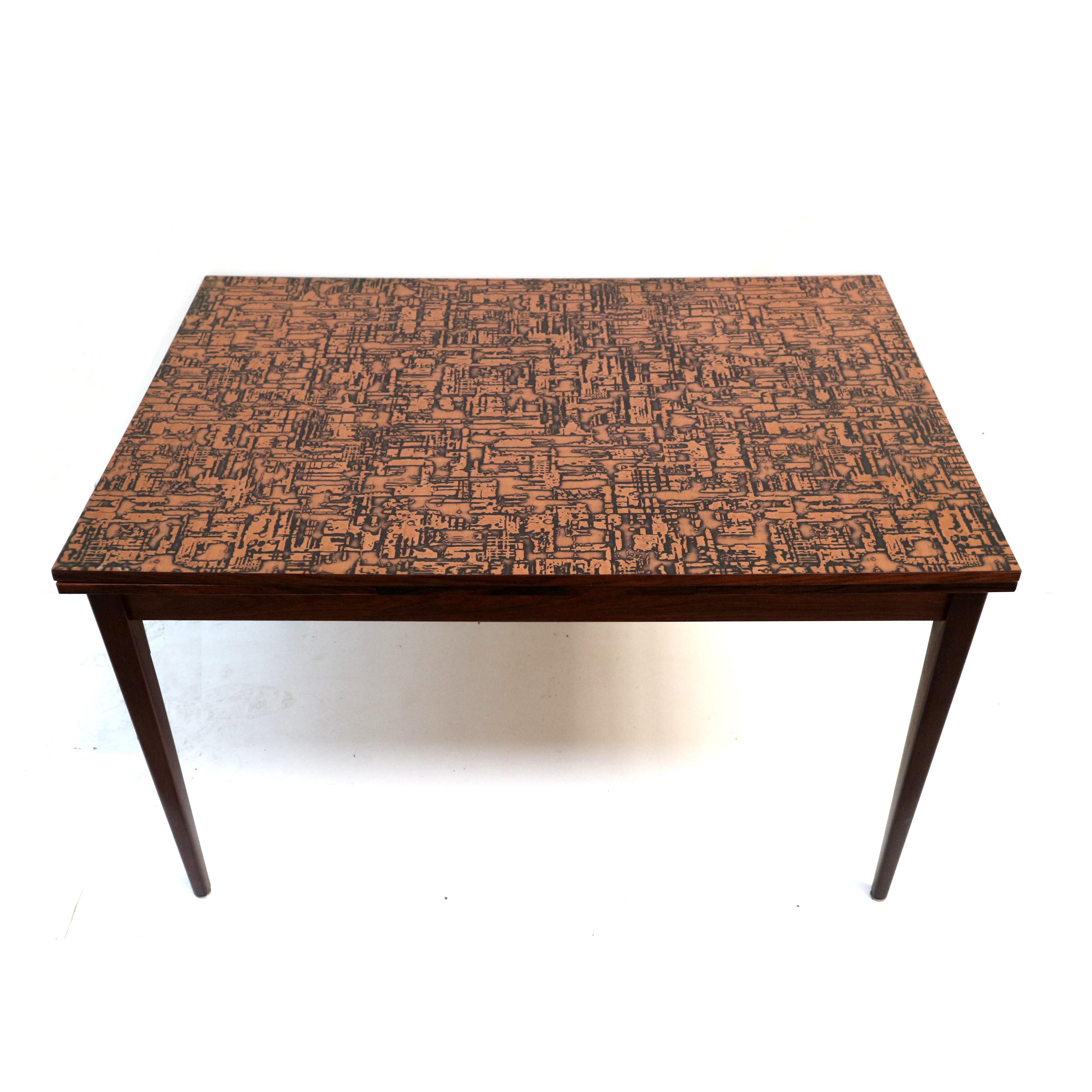 Unique vintage Brutalist extendable dining table with copper top For Sale 3