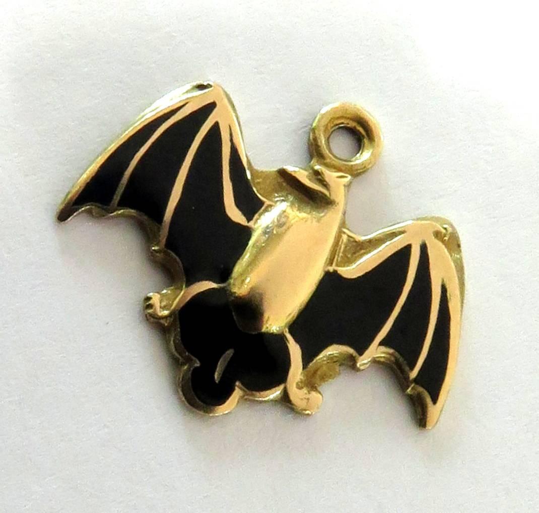 Women's or Men's Unique Vintage Enamel Bat Gold Charm Pendant For Sale