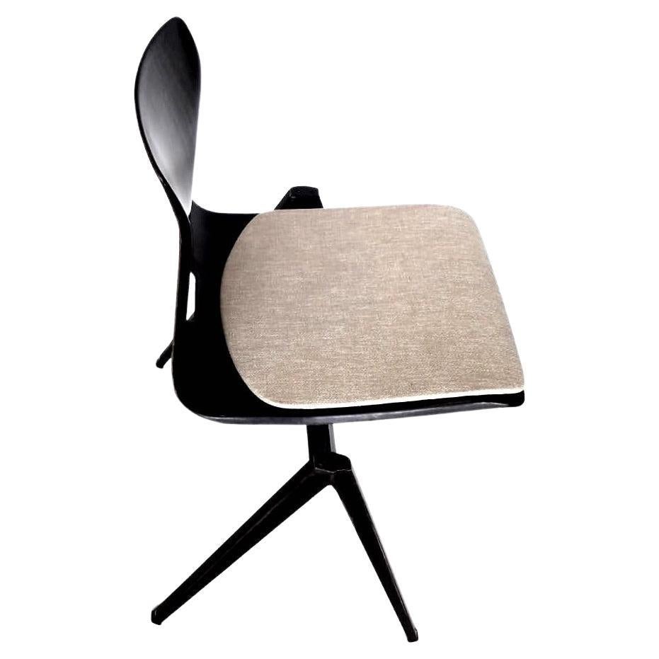 Unique vintage industrial Pagholz plywood school chair from Galvanitas S22 For Sale