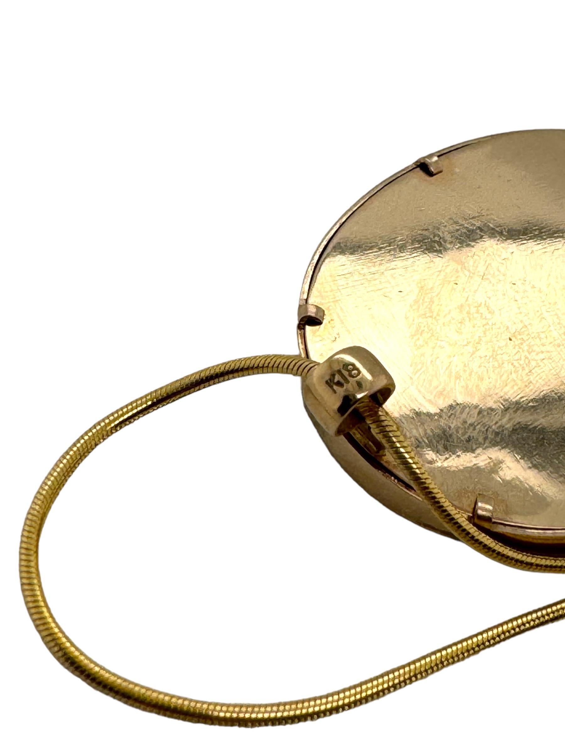 Unique Vintage Lace Pendant Necklace Yellow Gold For Sale 3