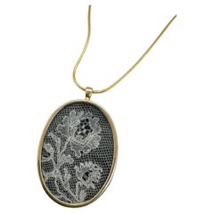 Unique Vintage Lace Pendant Necklace Yellow Gold