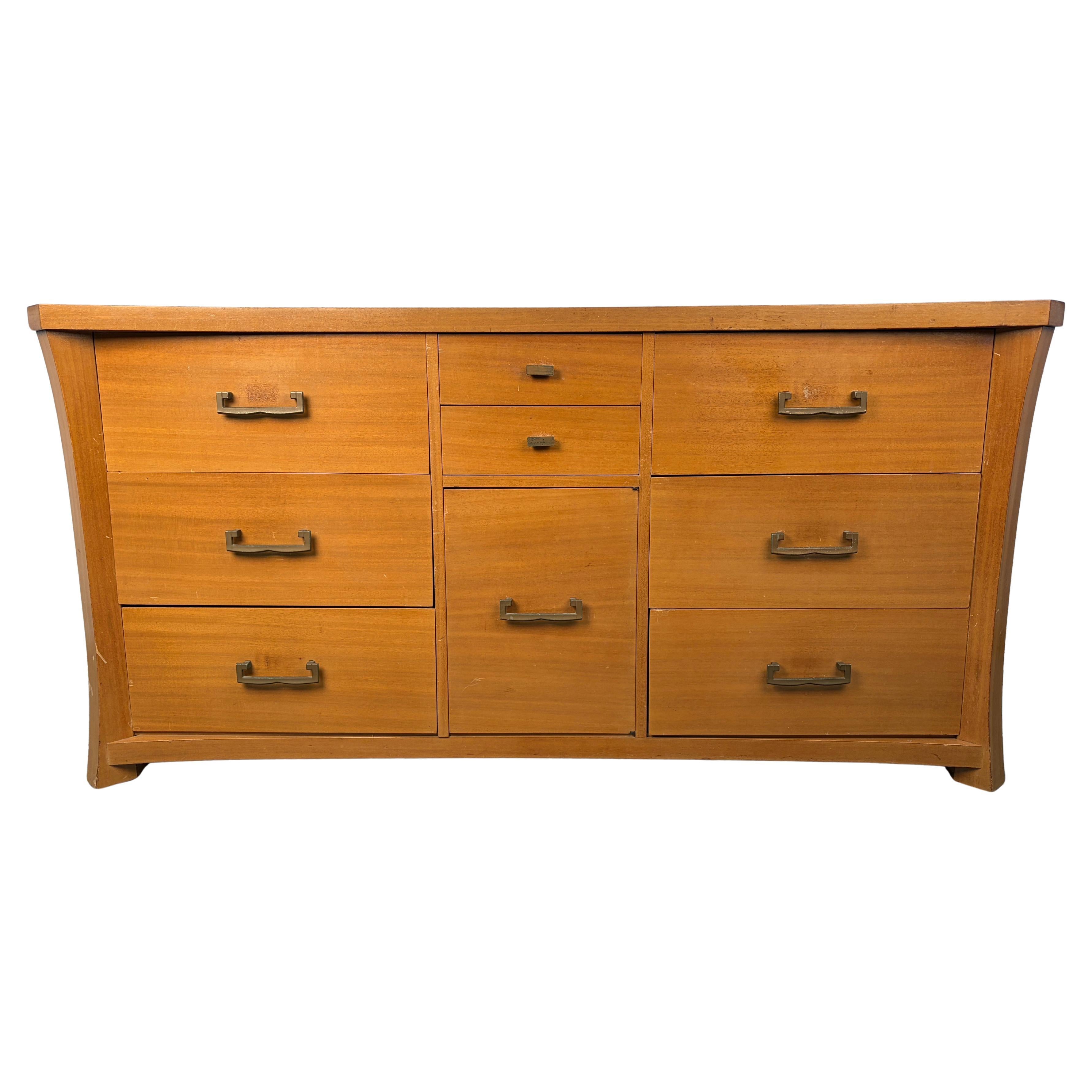 Einzigartige Vintage Mid-Century Kommode mit Messingbeschlägen