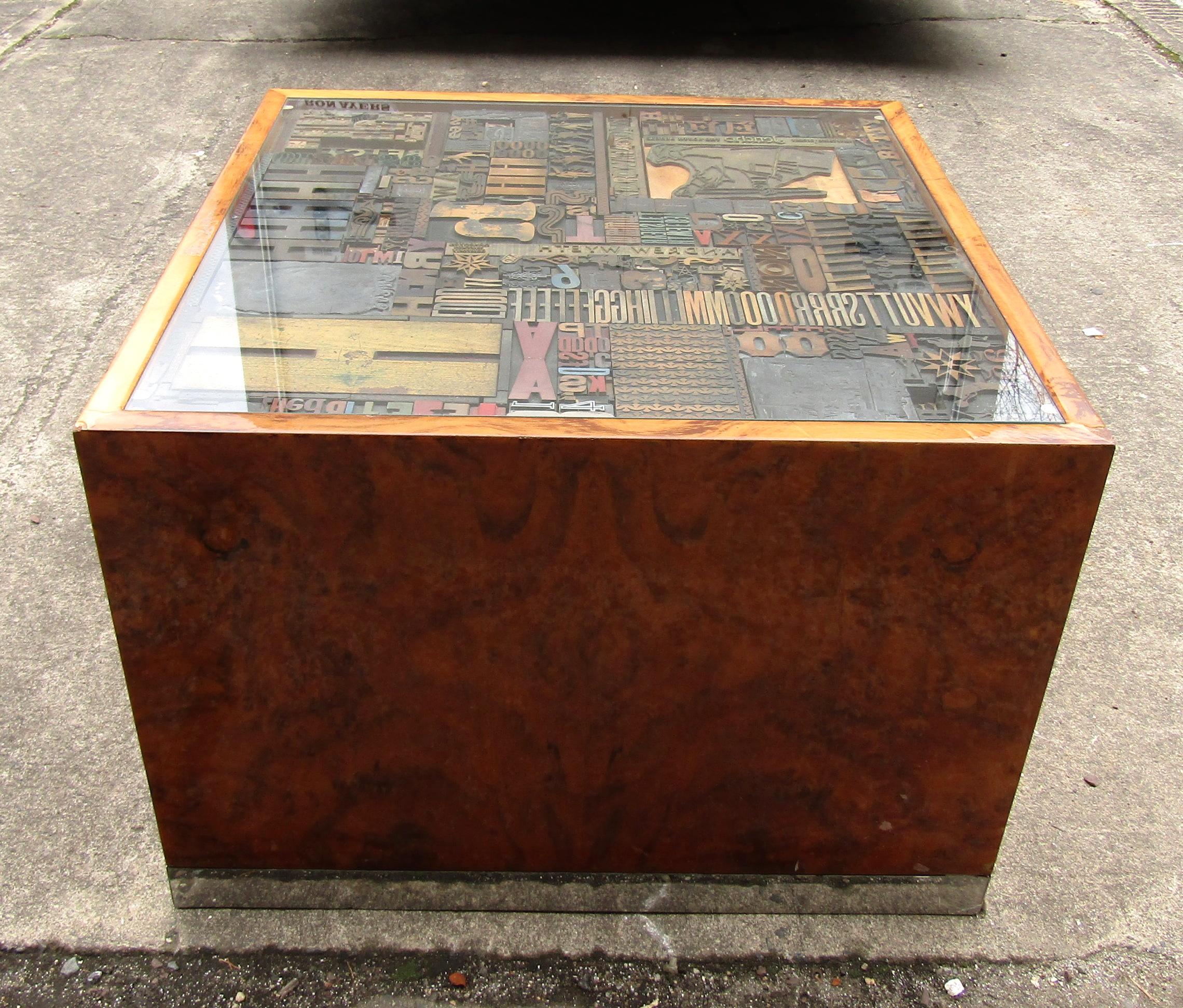 Unique Vintage Modern Coffee Table For Sale 7