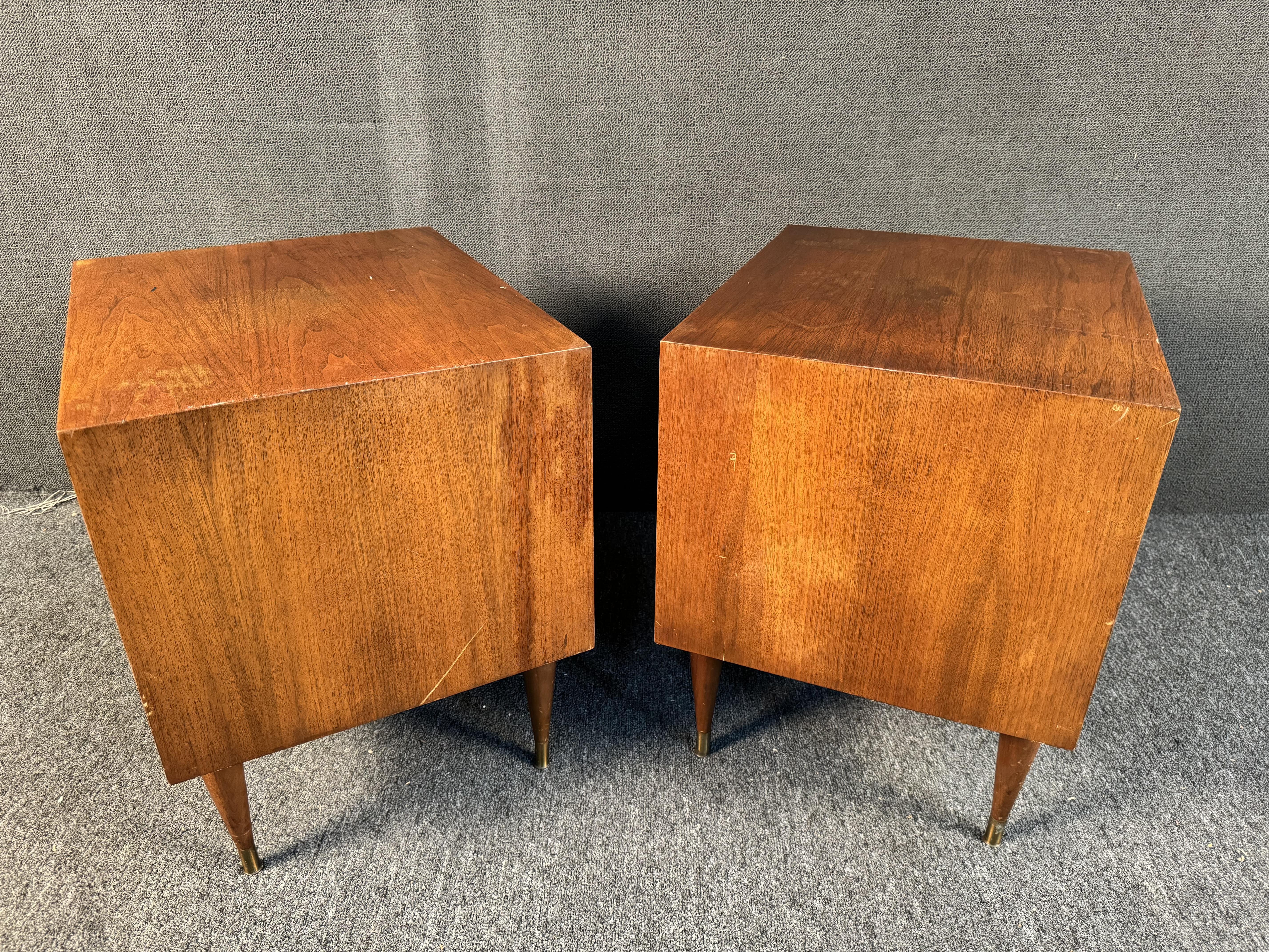 Unique Vintage Nightstands by Unagusta  For Sale 5