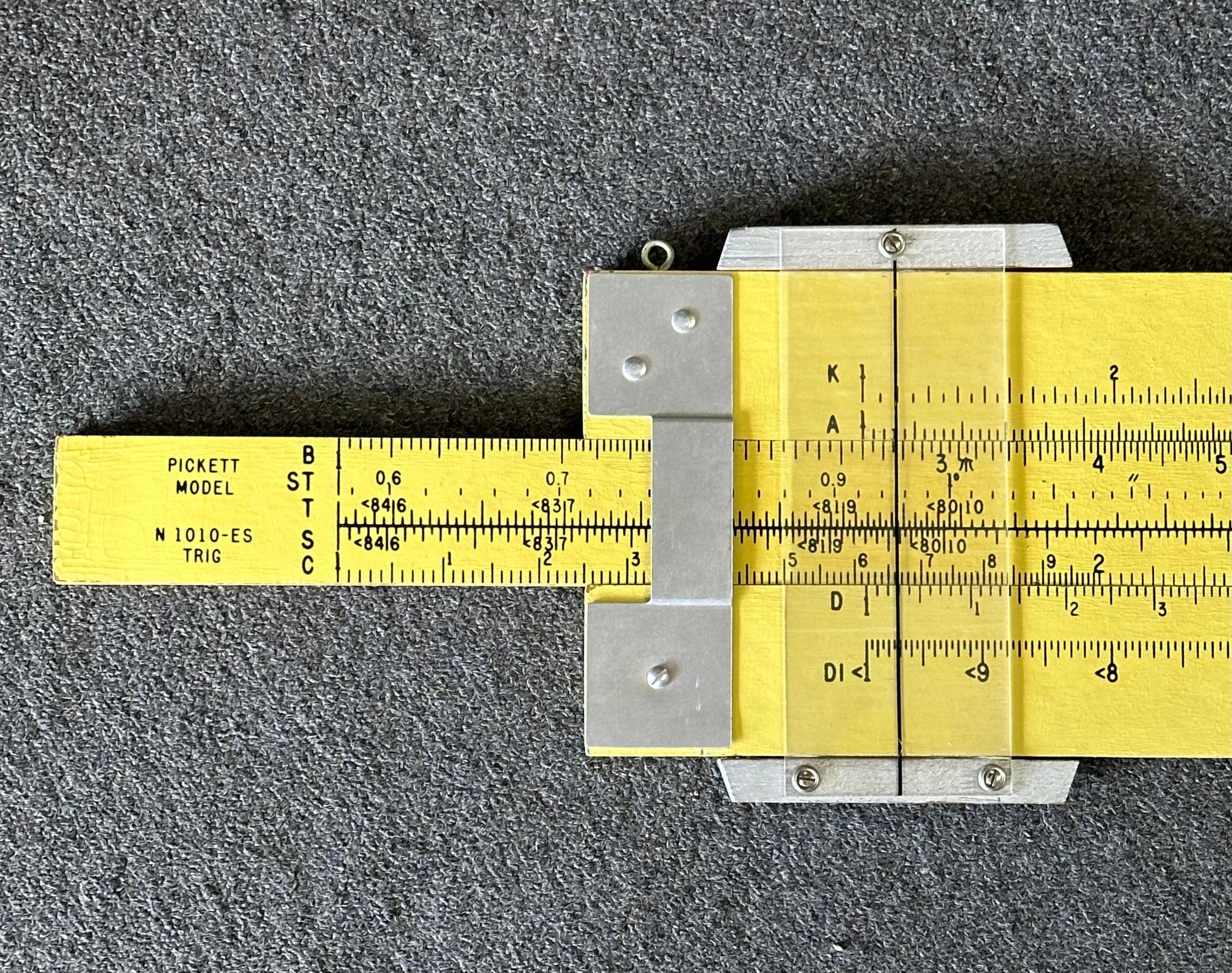 Einzigartige Vintage Oversized 4' Industrie Slide Rule von Pickett im Angebot 4