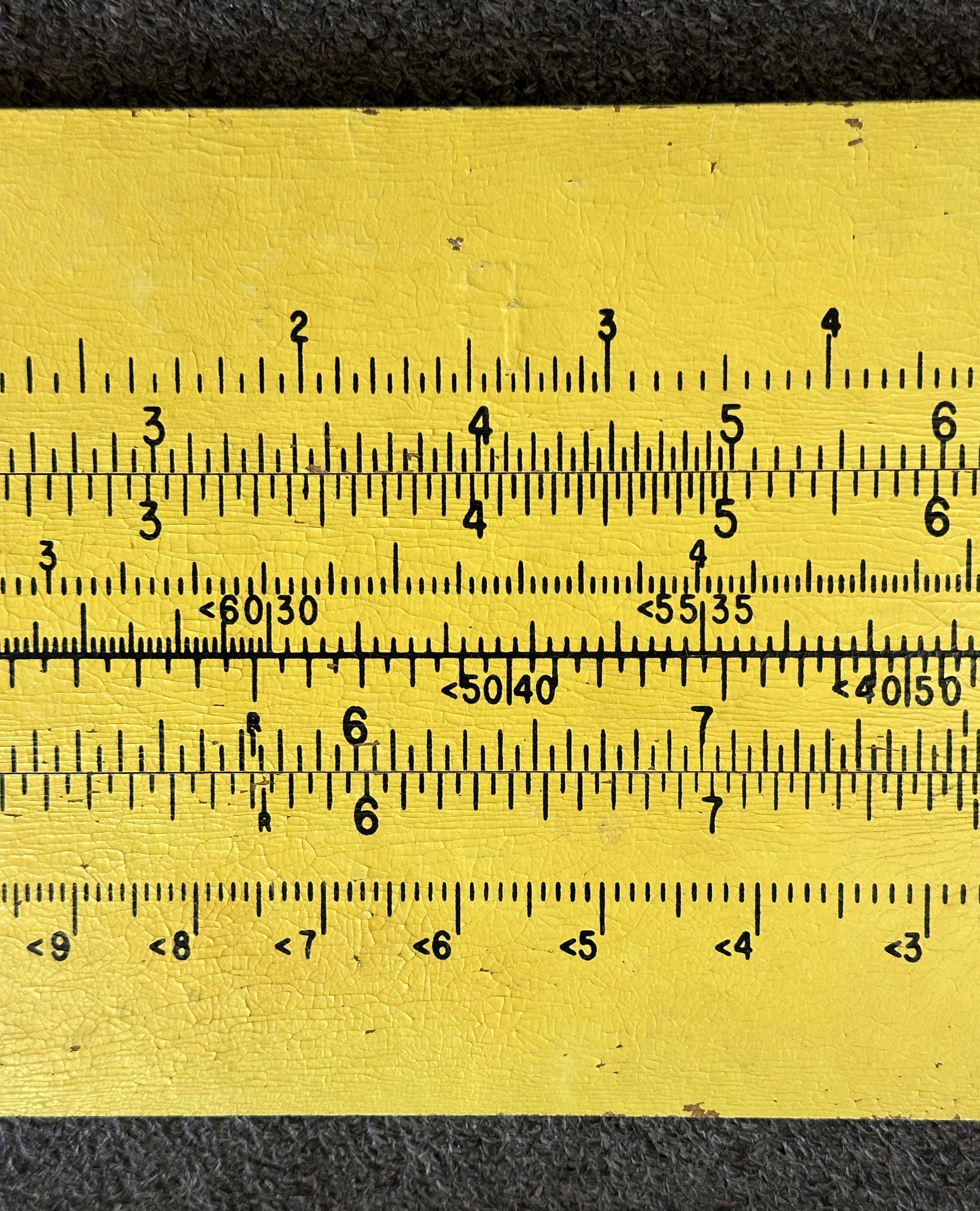 Einzigartige Vintage Oversized 4' Industrie Slide Rule von Pickett (20. Jahrhundert) im Angebot